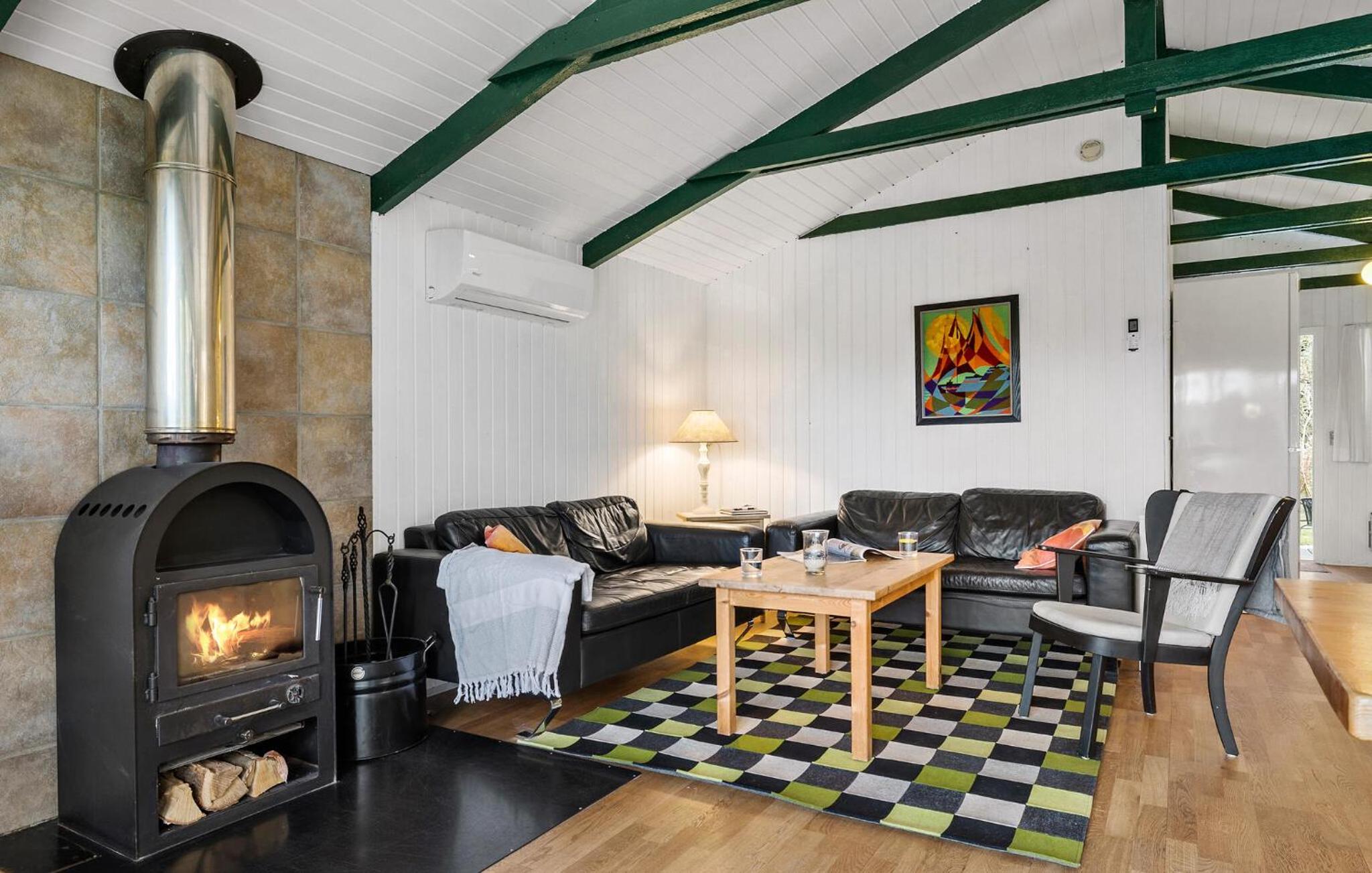 Three-Bedroom Vacation Home  photo 1