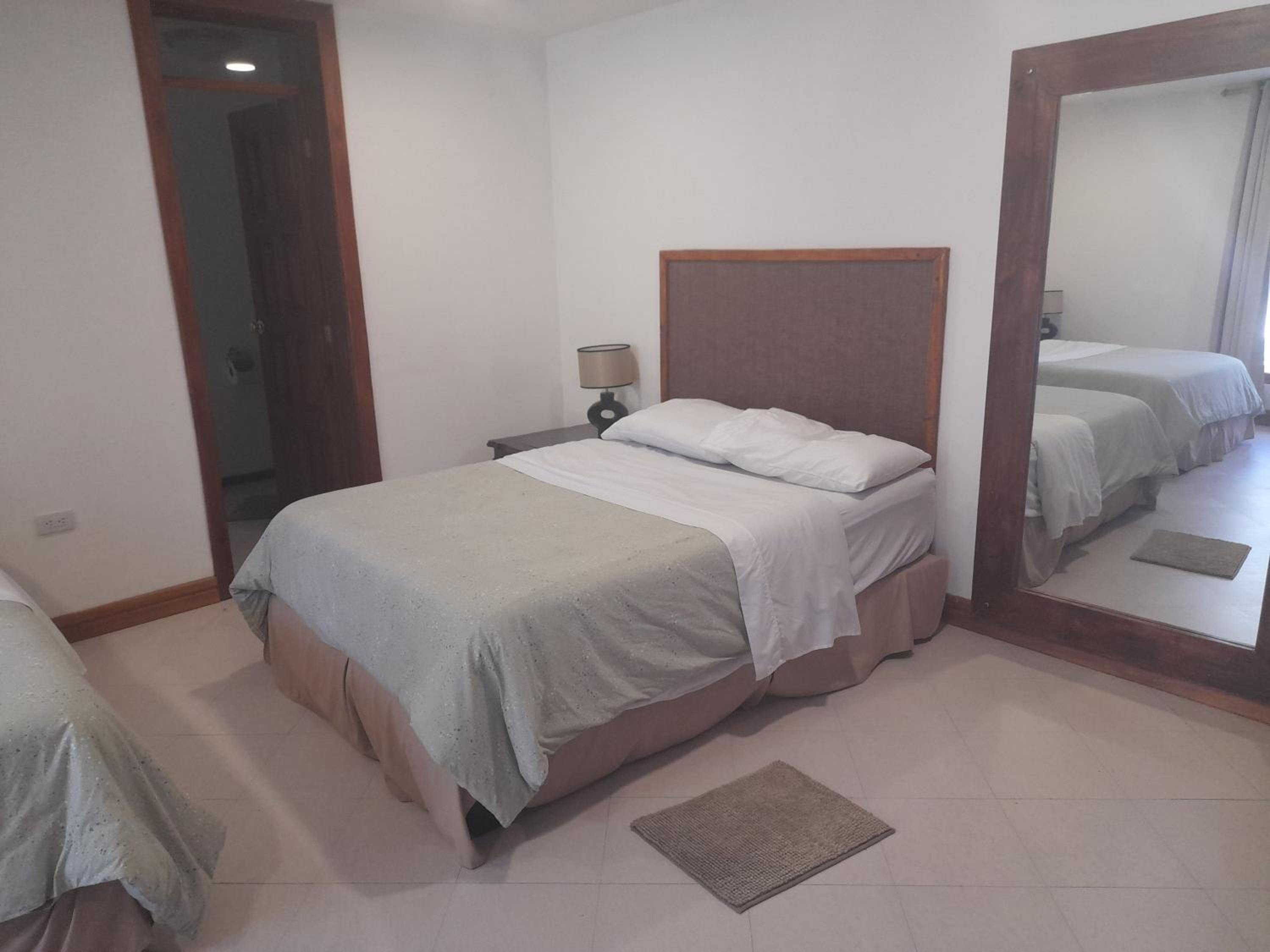 Standard Twin Room with Garden View photo 2