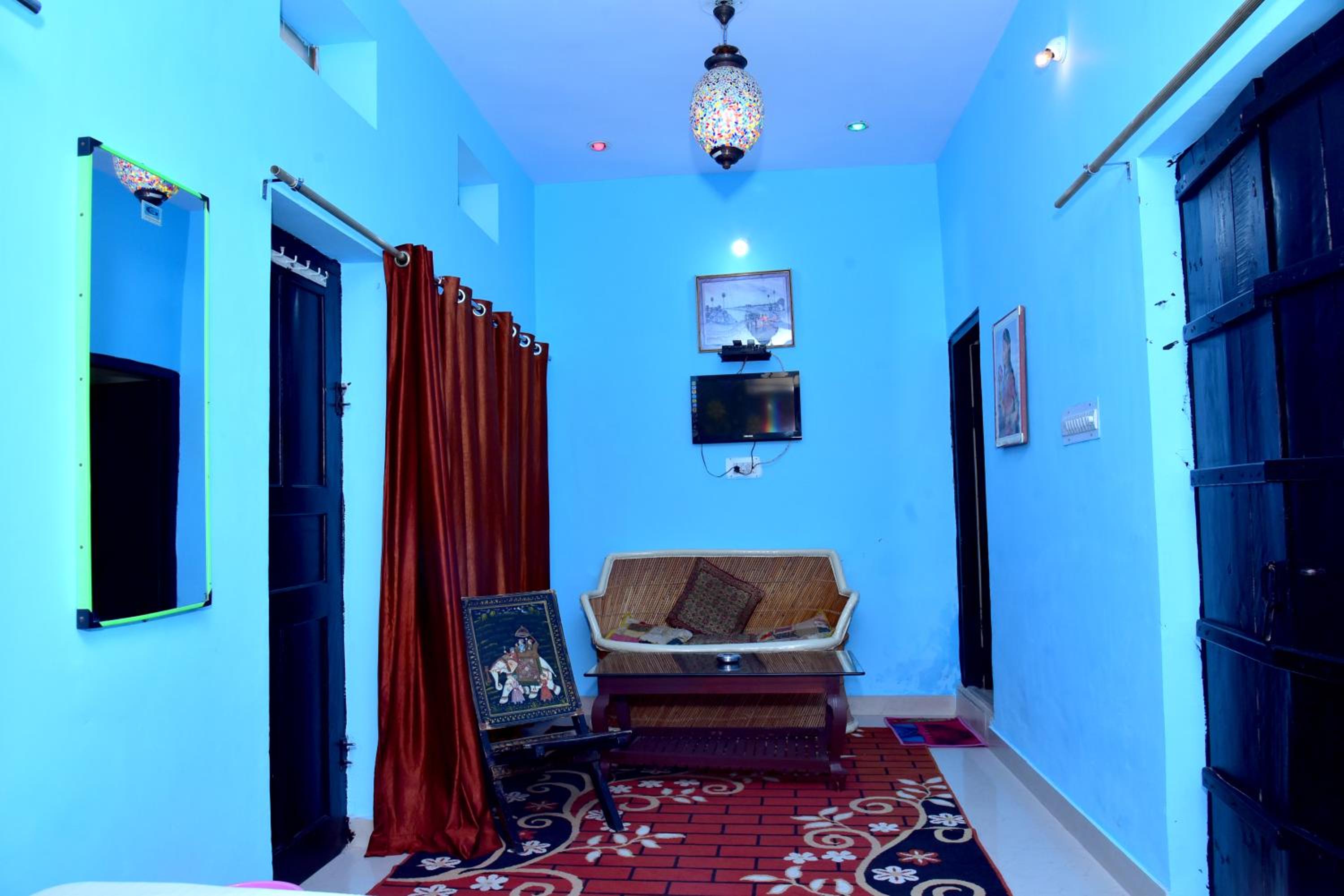Deluxe double Room with a.c photo 1