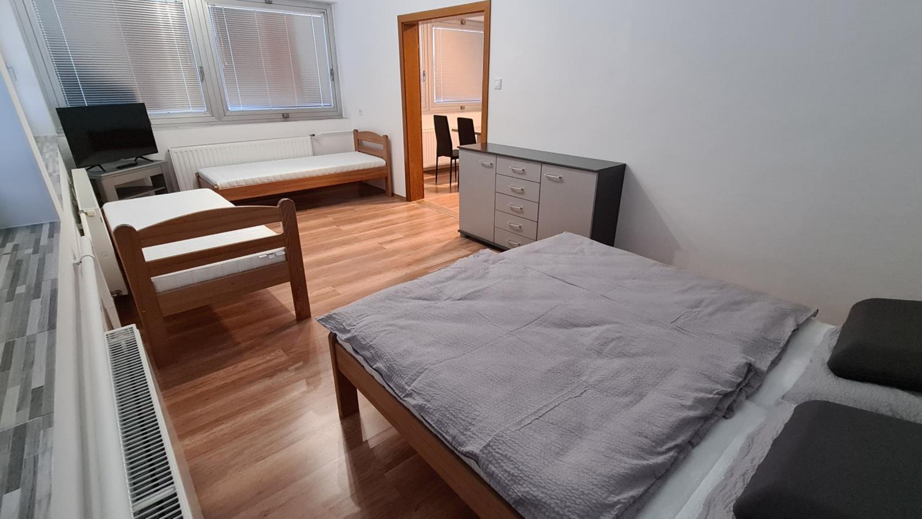 One-Bedroom Apartment - Photo 20