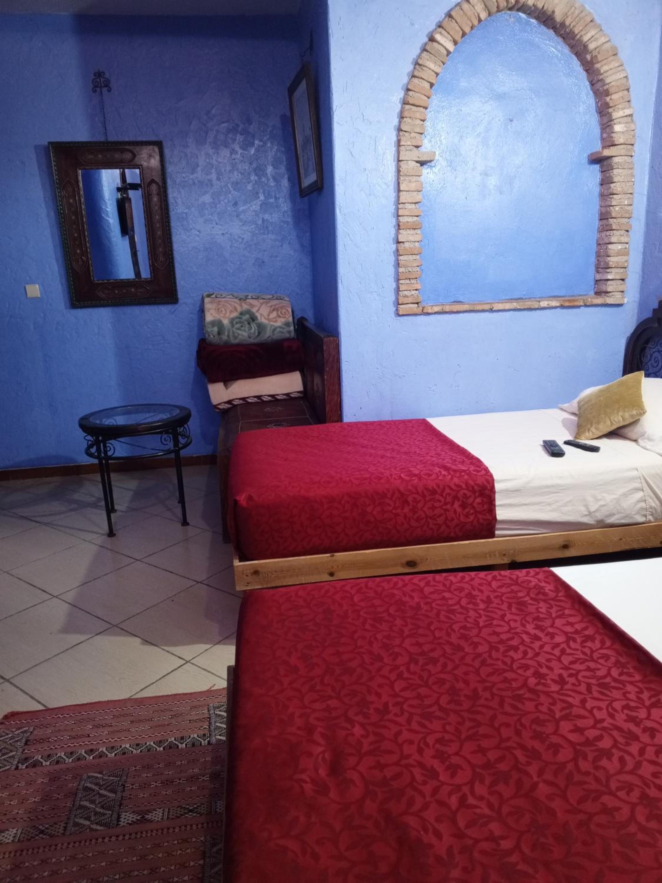 Budget Triple Room - Photo 3