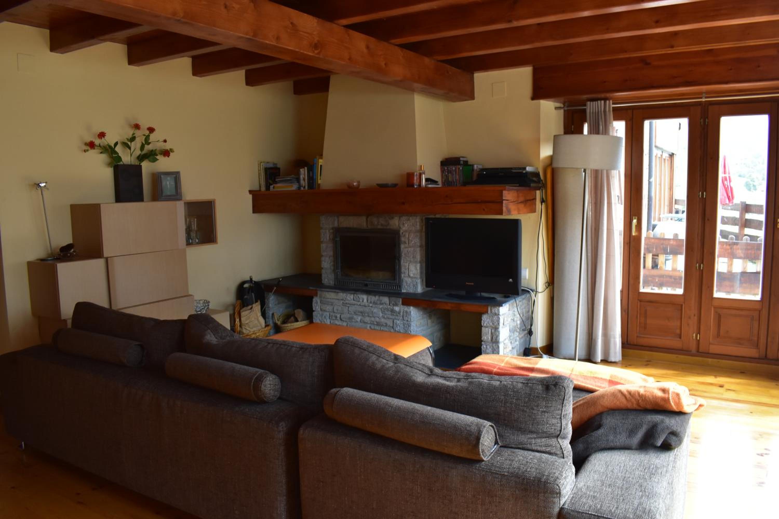 Apartamento de Dos Habitaciones con Terraza