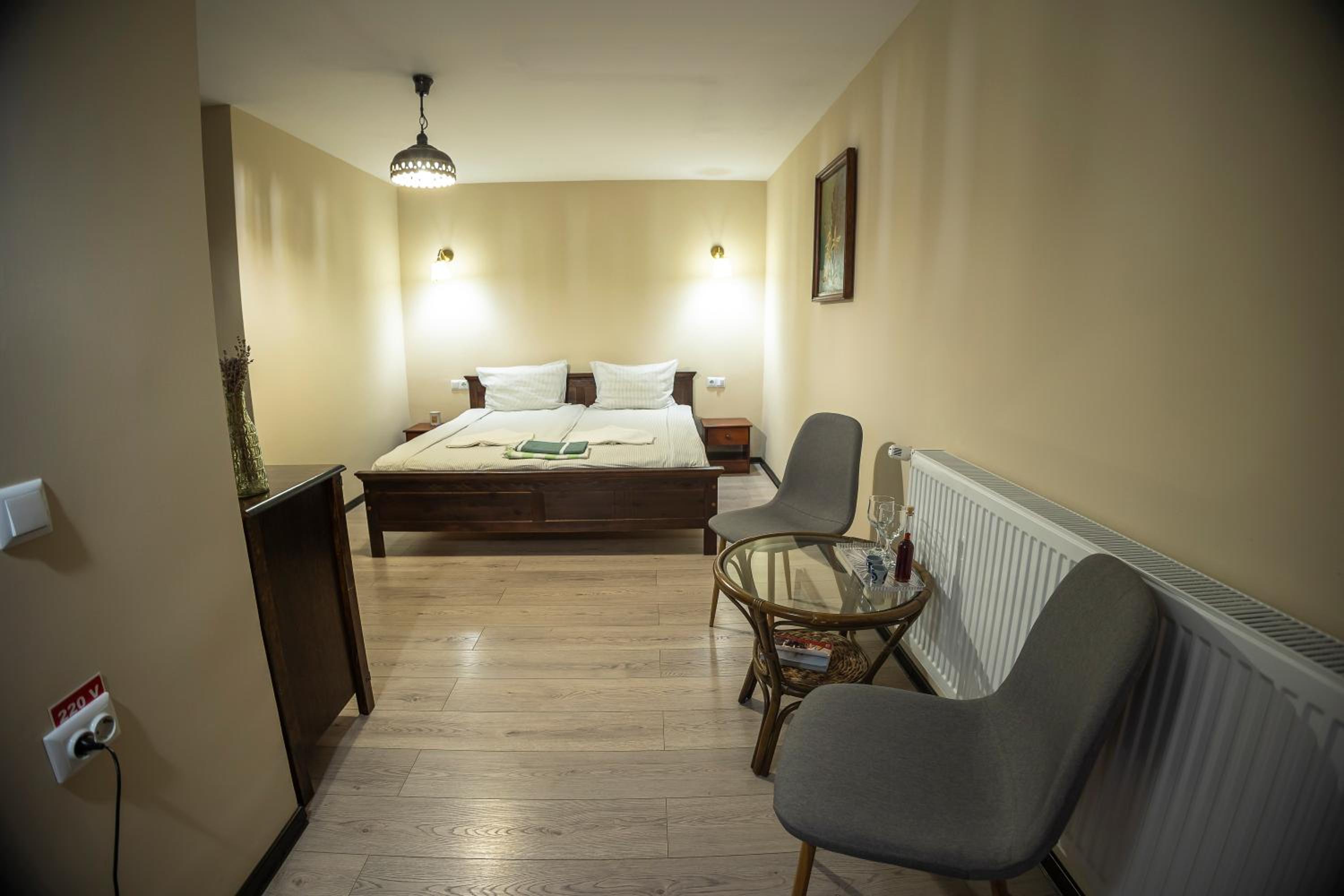 Double Room with Garden View - Photo 12