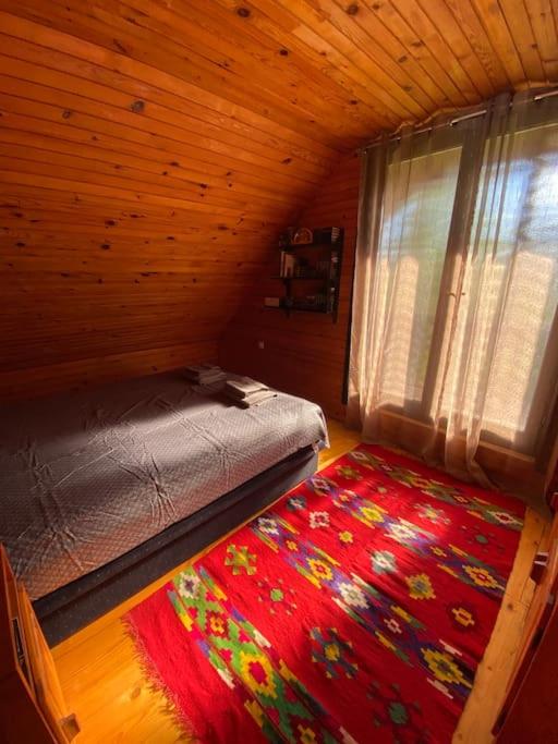 Three-Bedroom House photo 1