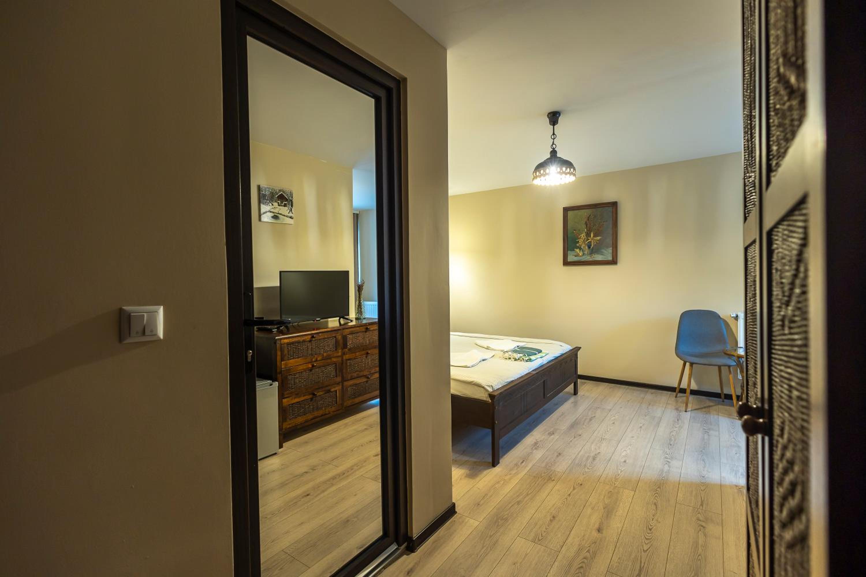 Double Room with Garden View - Photo 1