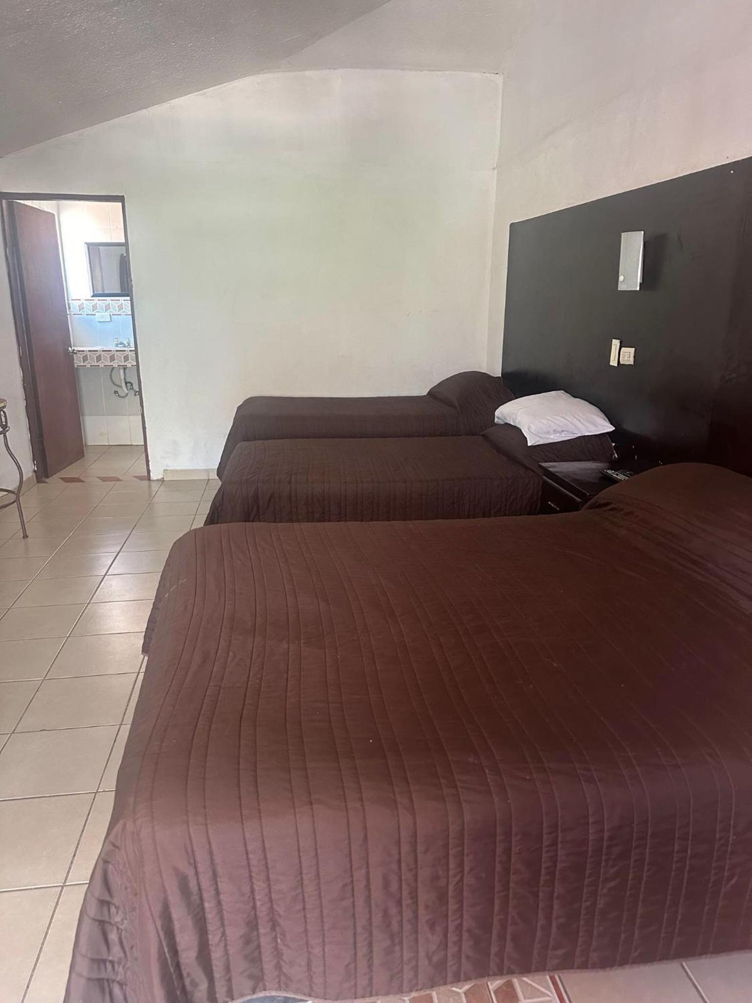 Triple Room photo 2
