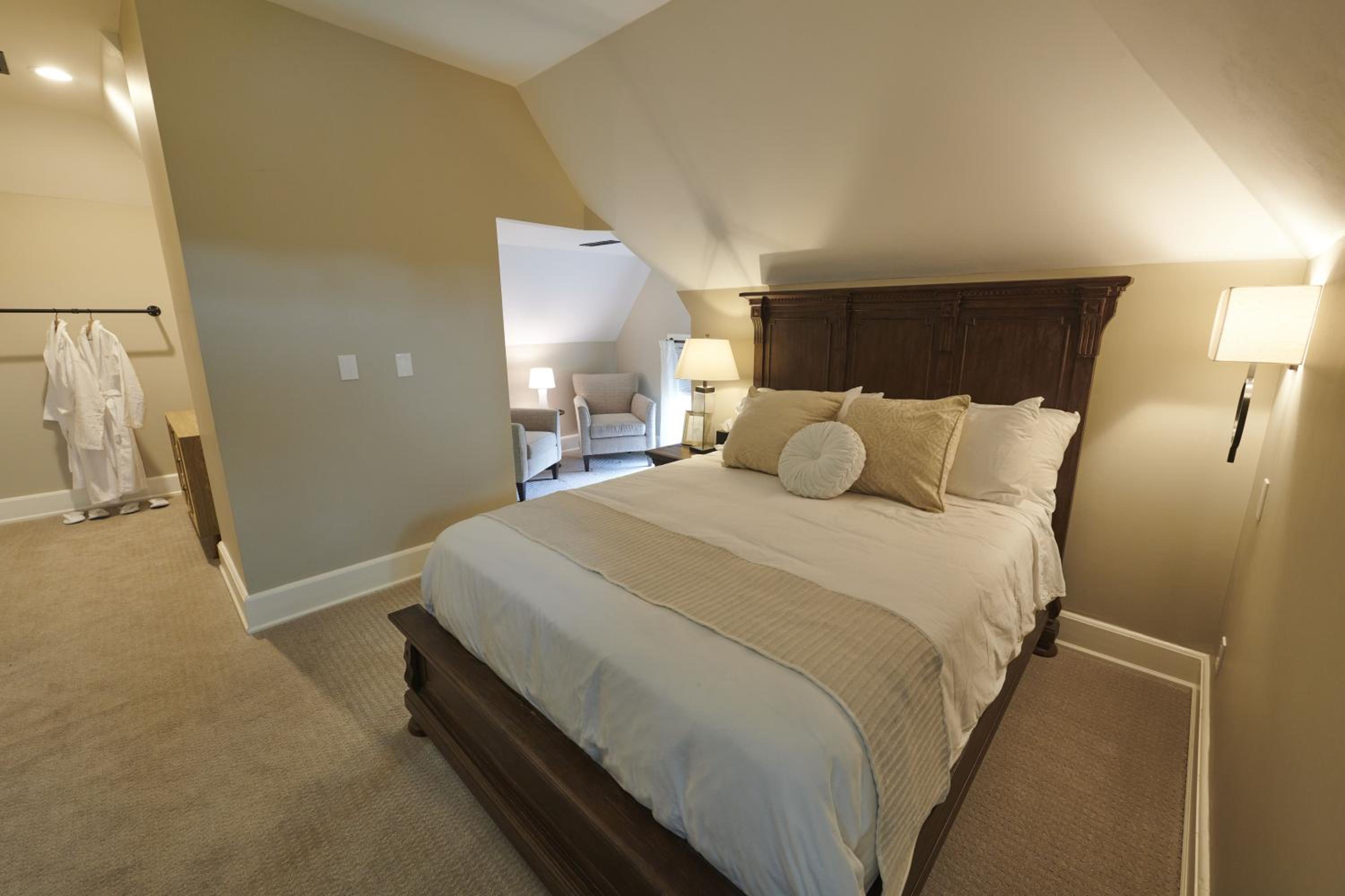Deluxe Queen Room photo 1