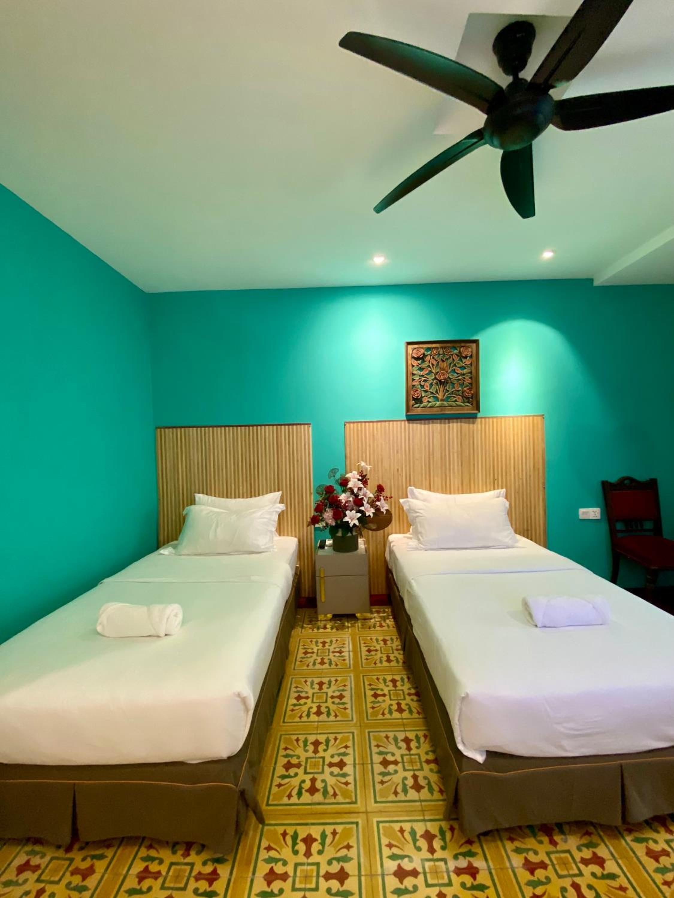 Deluxe Twin Room - Photo 2