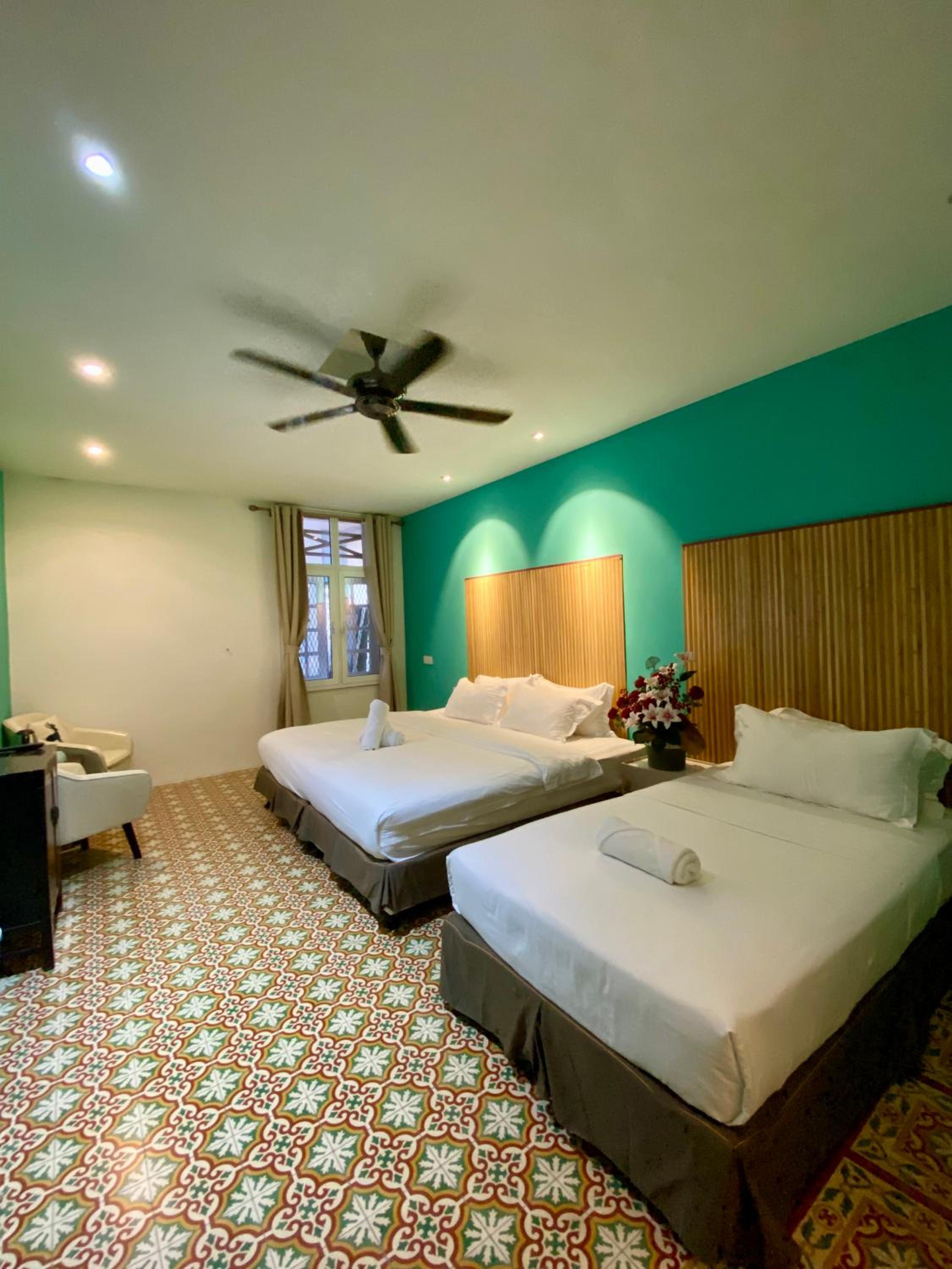 Deluxe Triple Room - Photo 1