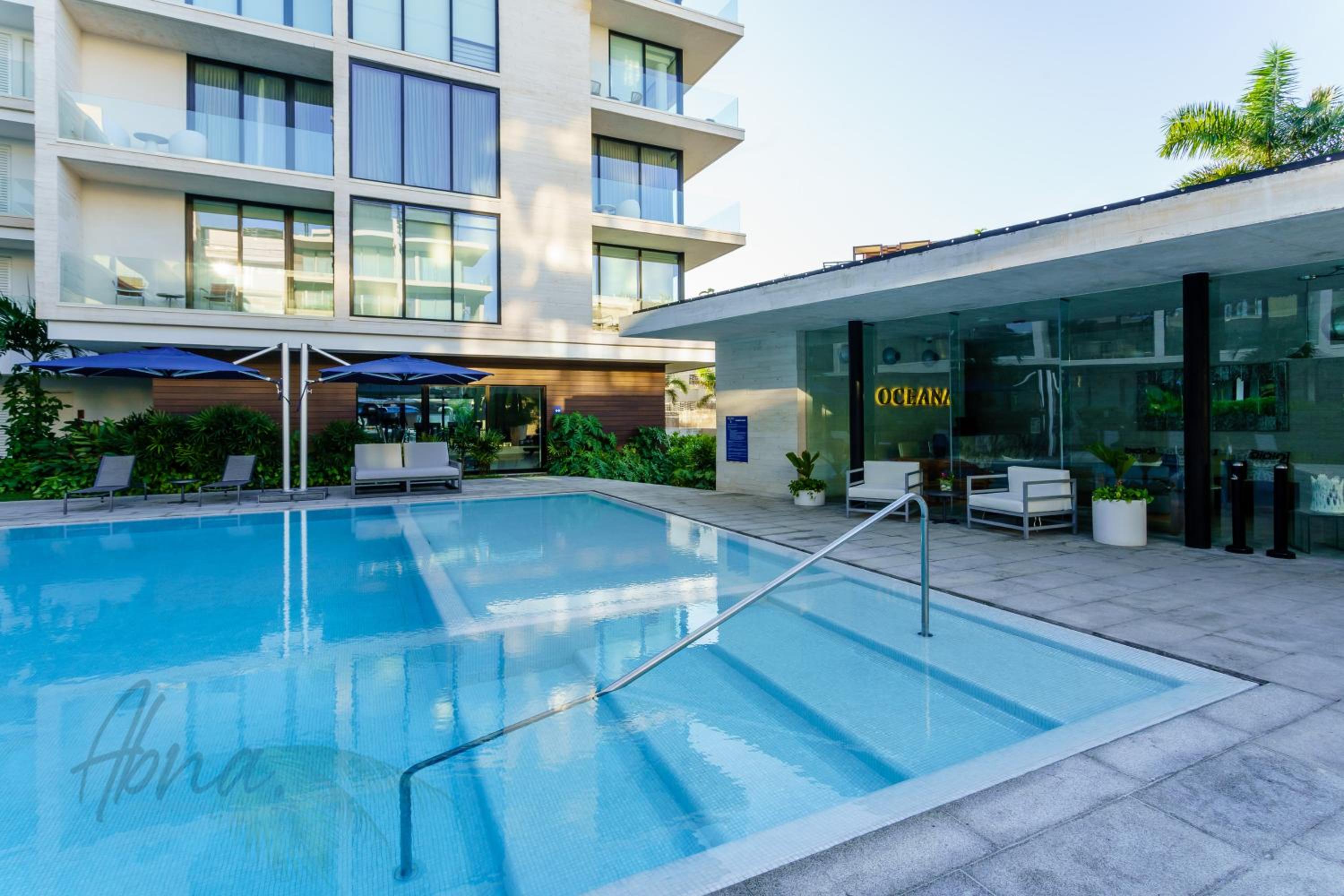 Studio with Pool View - Photo 26