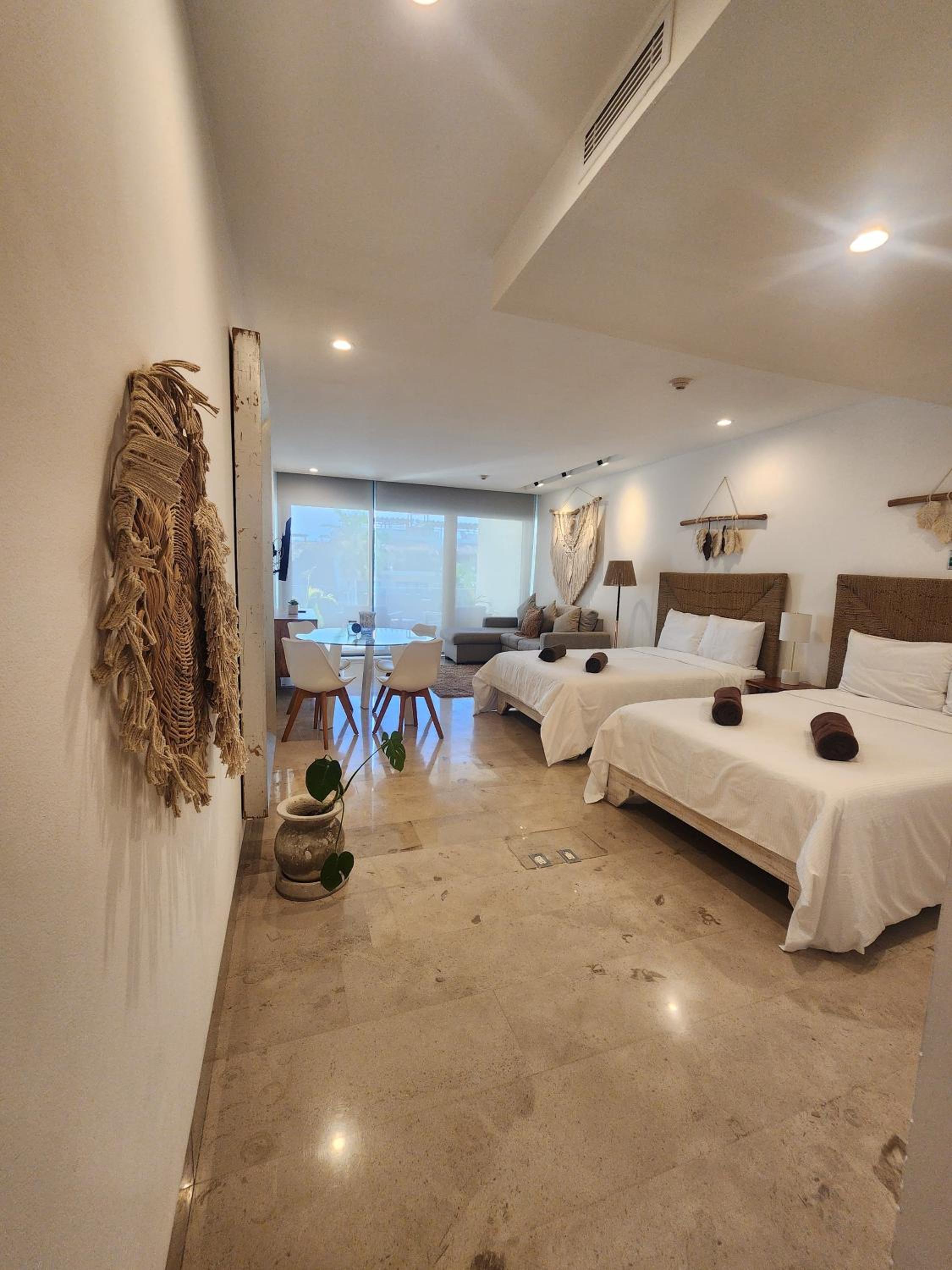 Studio with Pool View - Photo 13