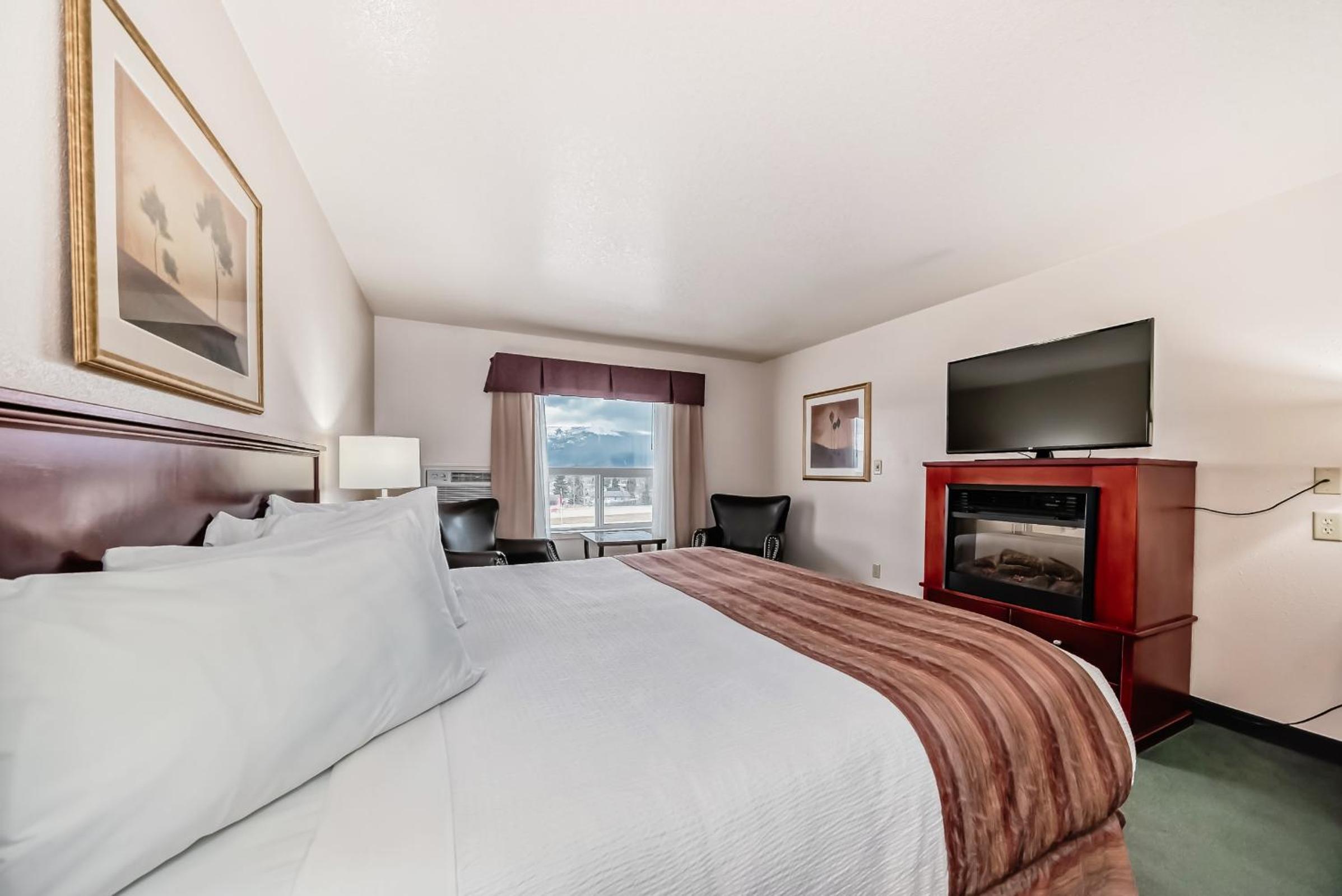 King Suite with Spa Bath photo 2