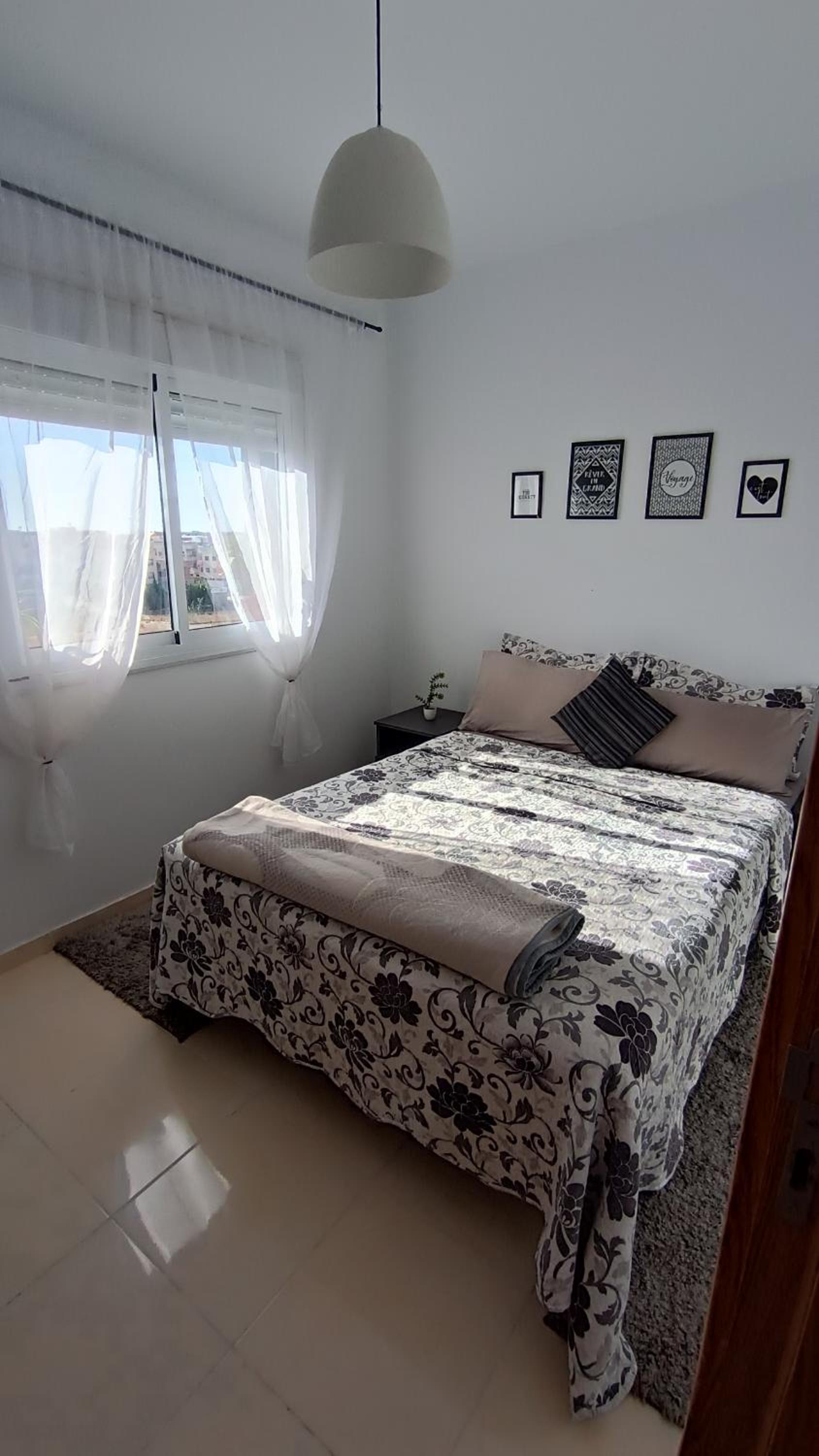 Double Room with Shared Bathroom photo 3