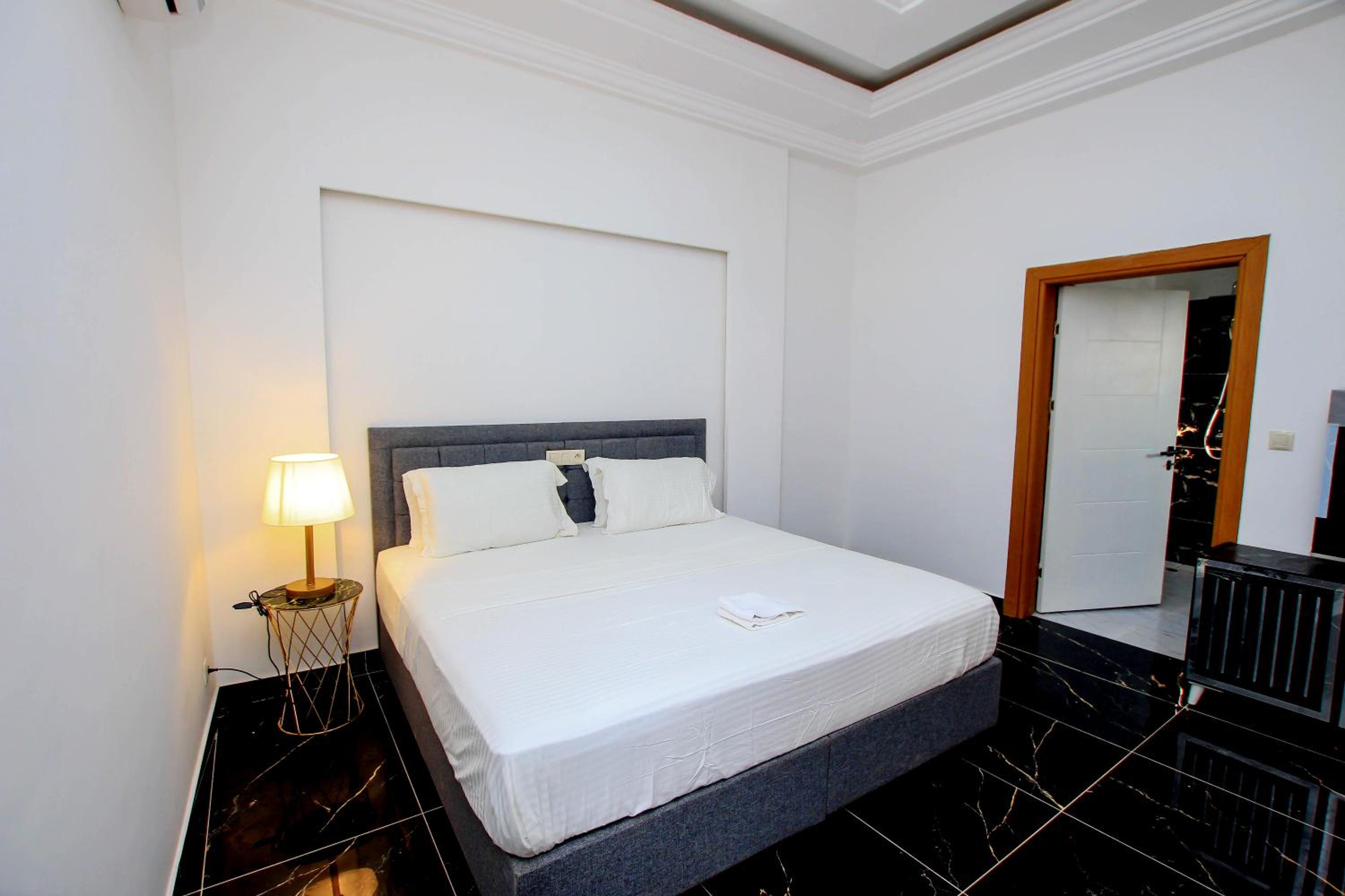Standard Double Room photo 2