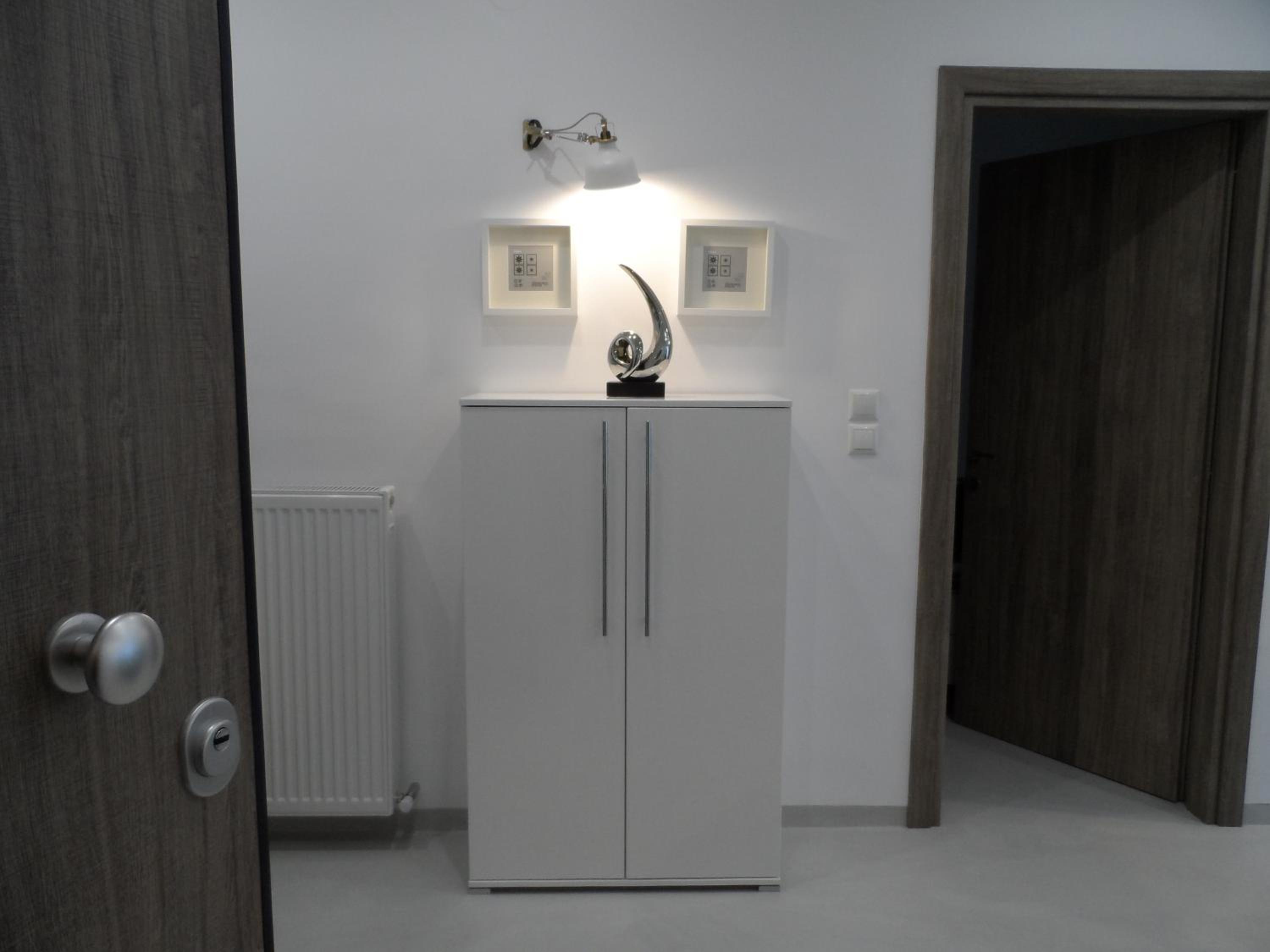 Two-Bedroom Apartment - Photo 24
