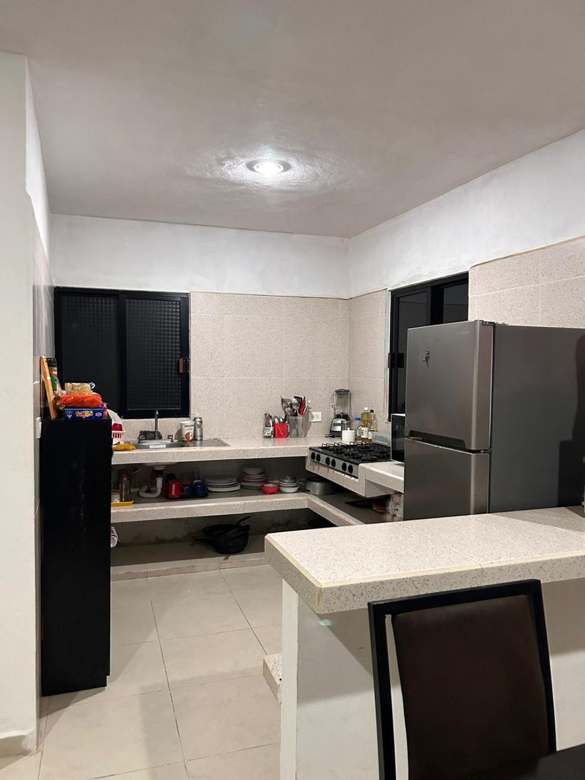 Two-Bedroom House photo 2