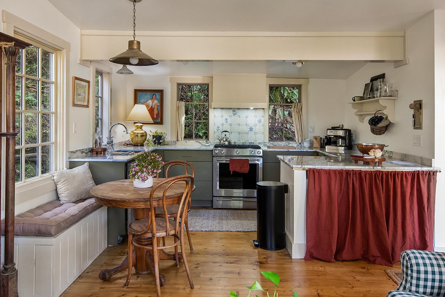 One-Bedroom House photo 2