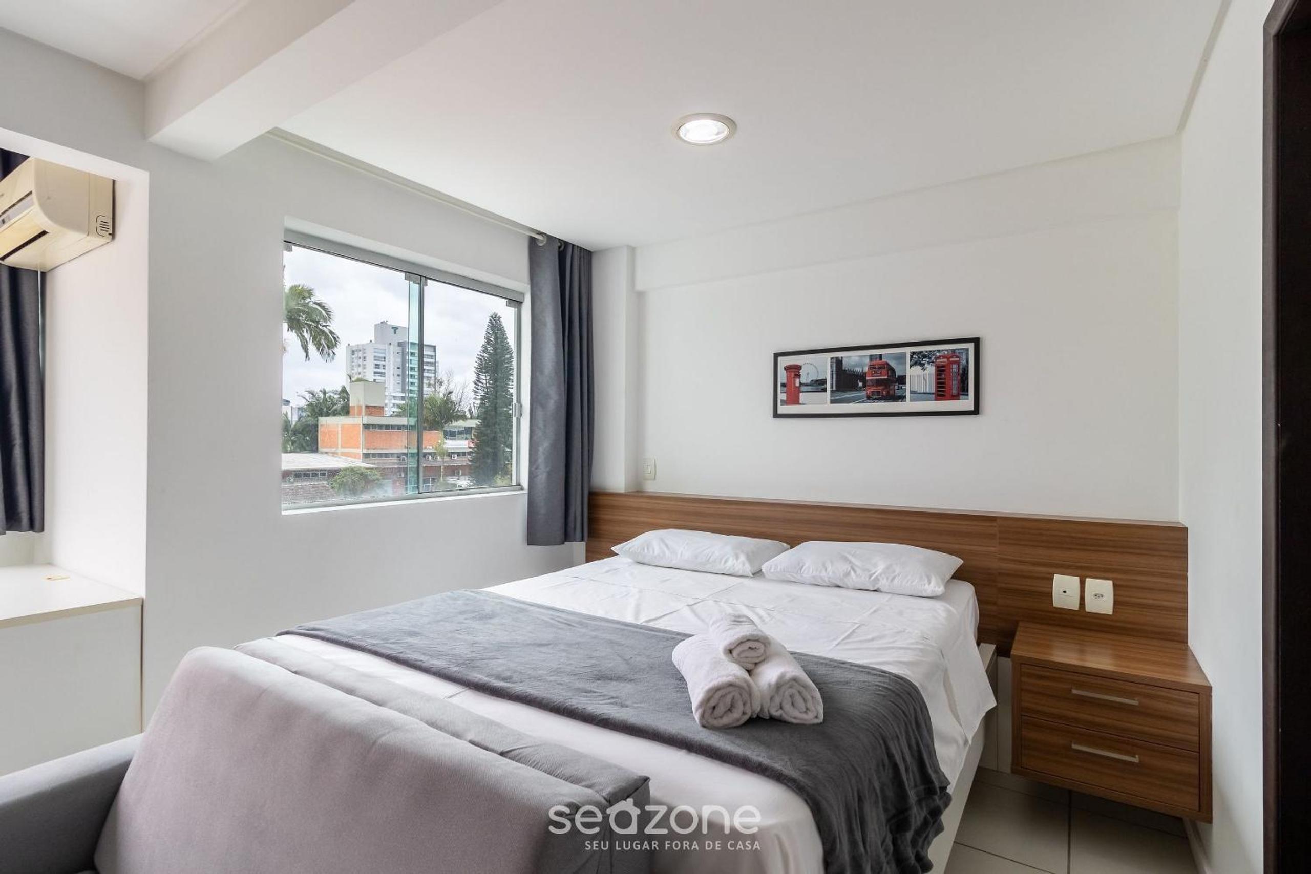 Studio Apartment photo 1