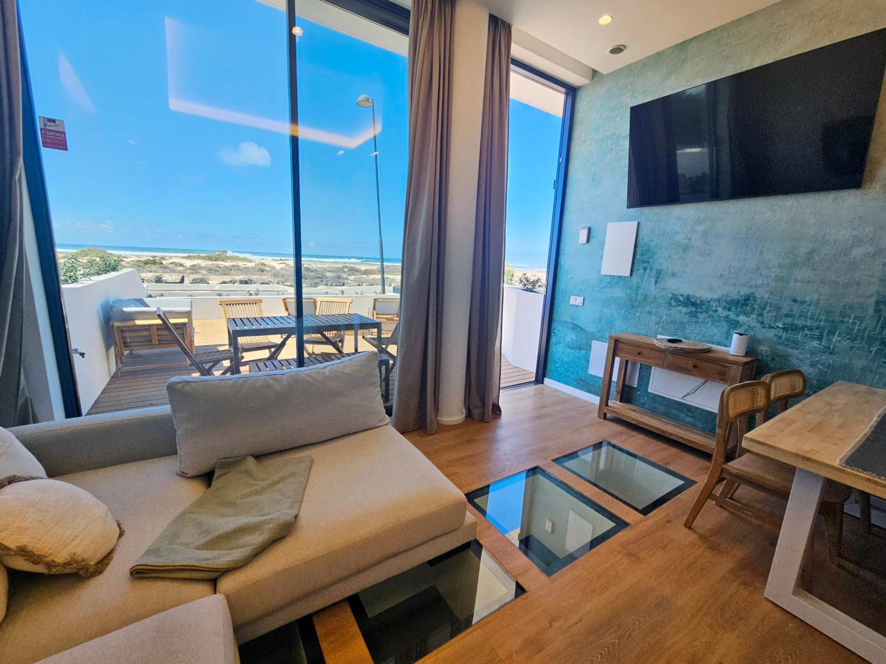 Apartamento de Dos Dormitorios - Frente al Océano