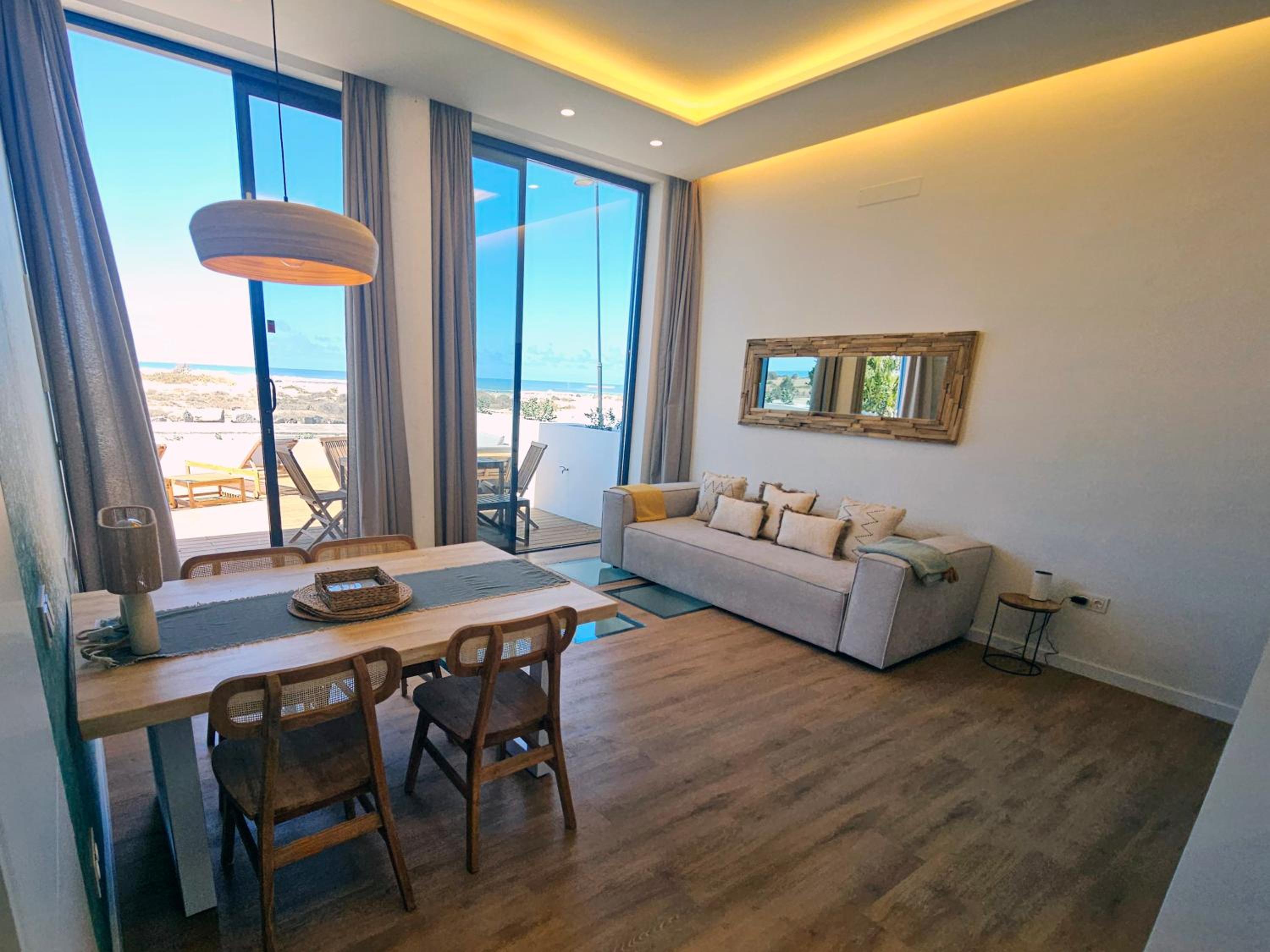 Apartamento de Dos Habitaciones con Vista a la Bahía