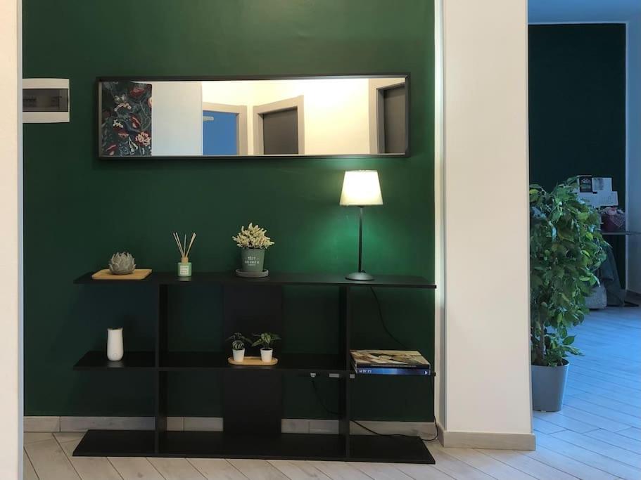 One-Bedroom Apartment with Balcony and City View photo 1