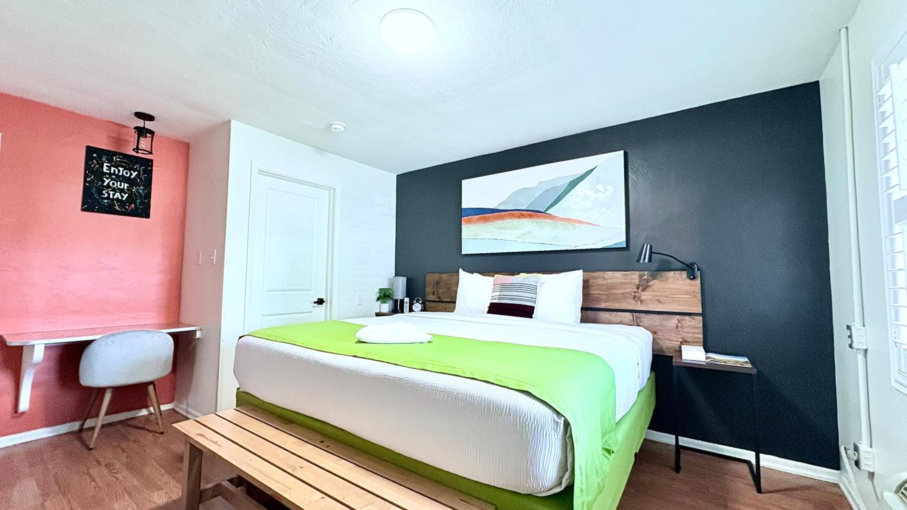Superior King Room