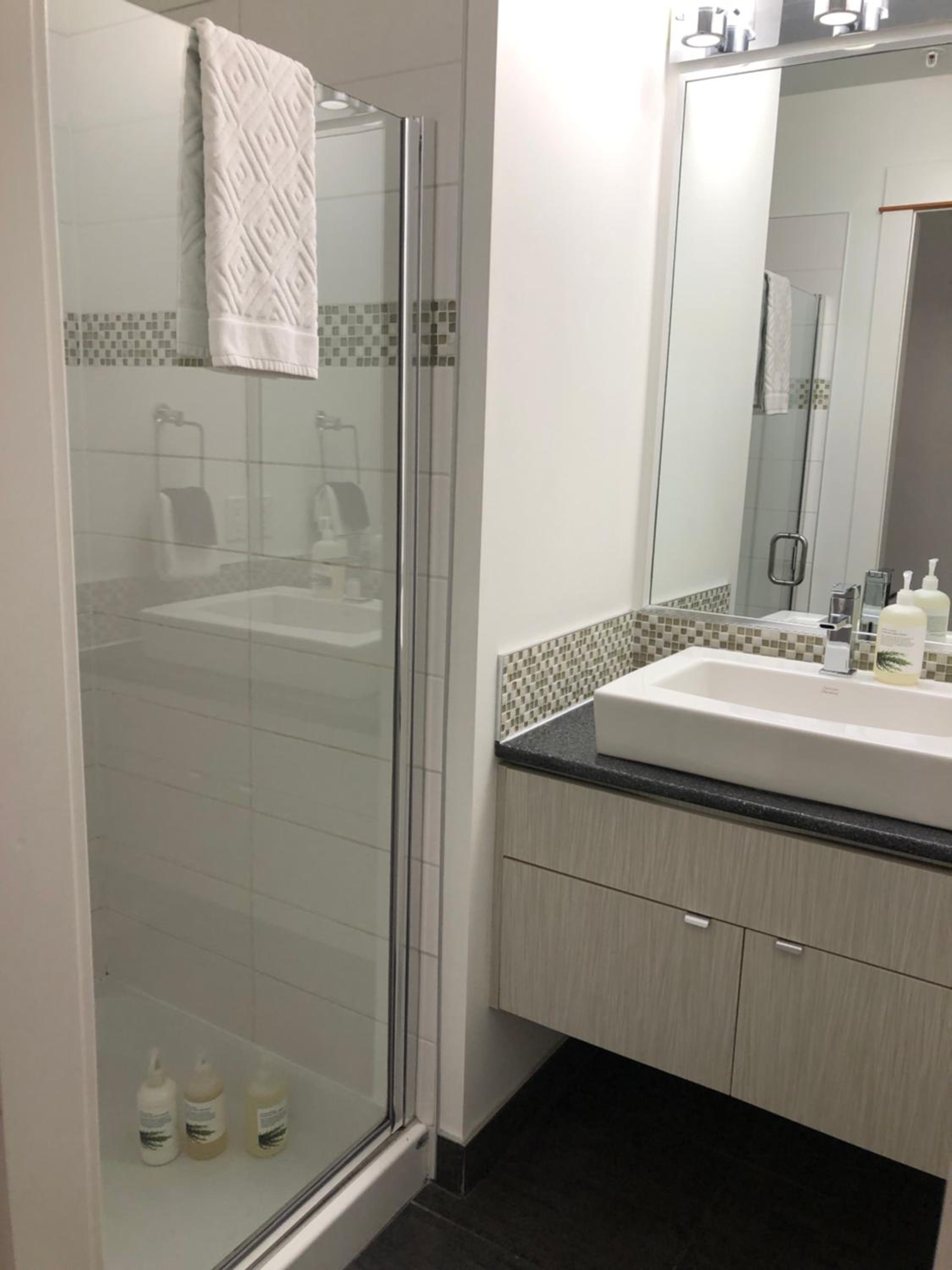 Two-Bedroom Apartment with Ocean View photo 2