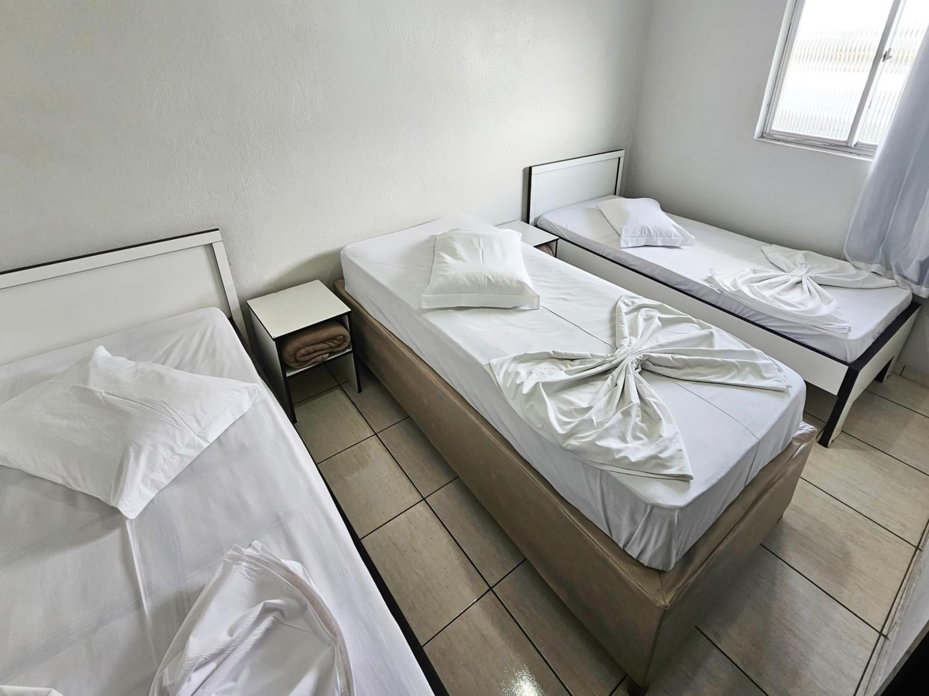Economy Triple Room