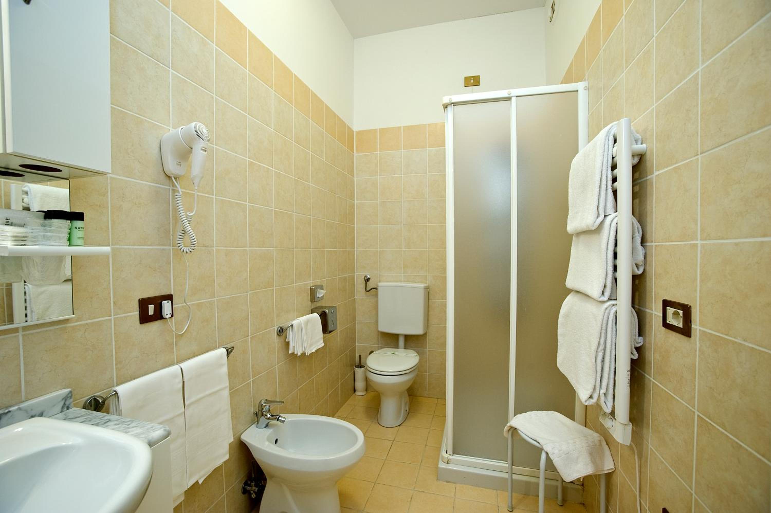 Superior Queen Room photo 2