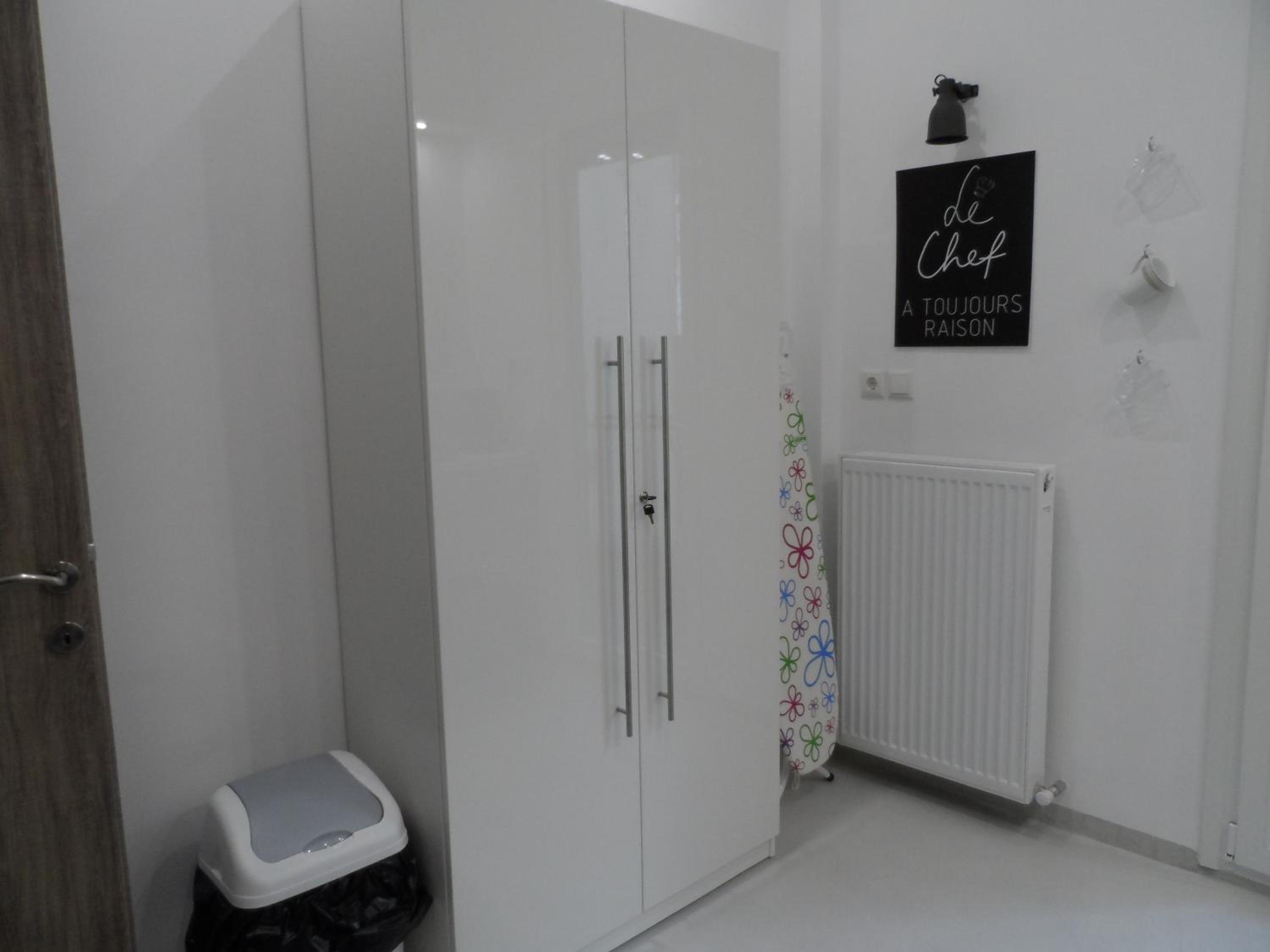 Two-Bedroom Apartment - Photo 6