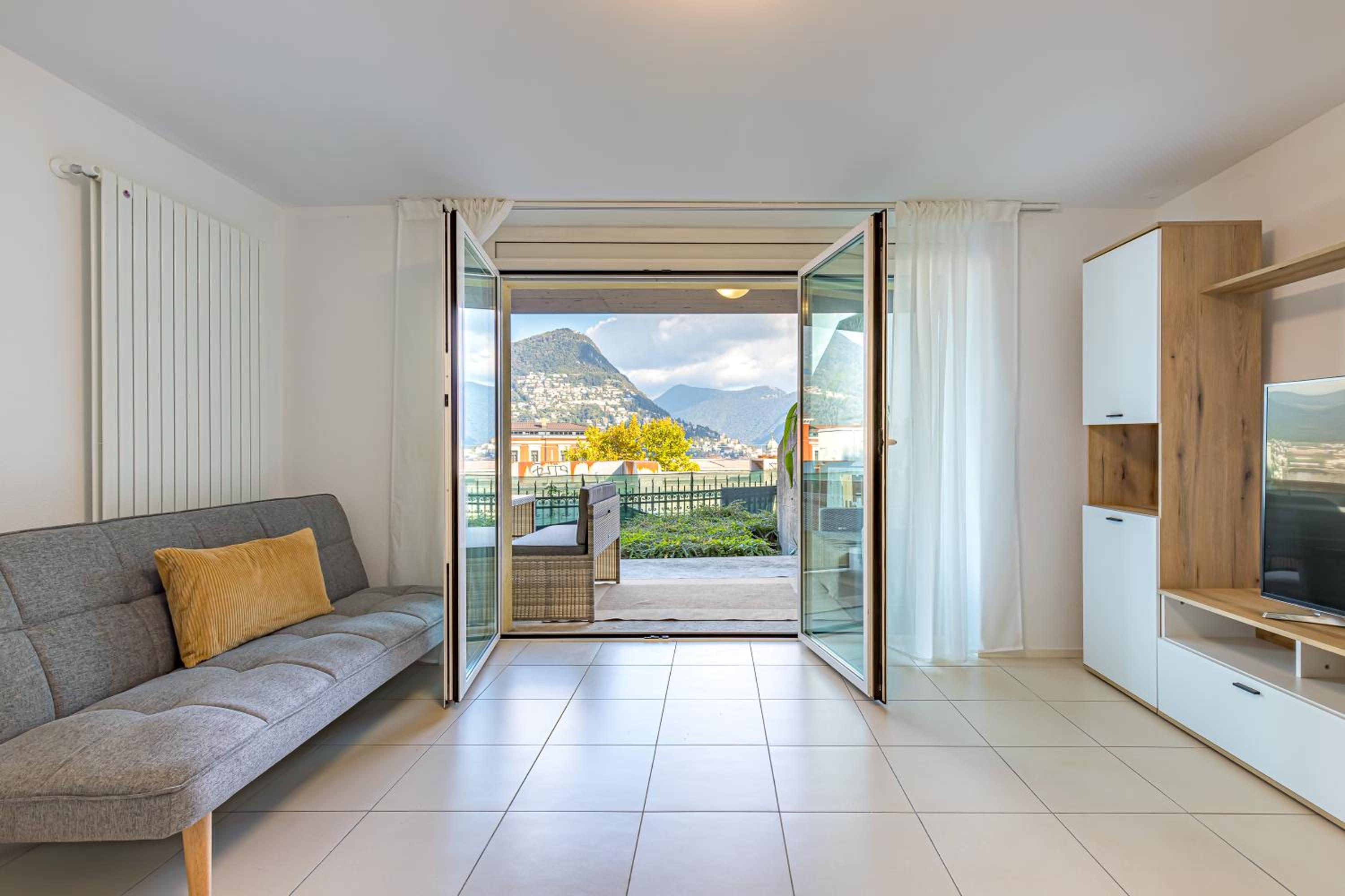 Two-Bedroom Apartment with Lake View