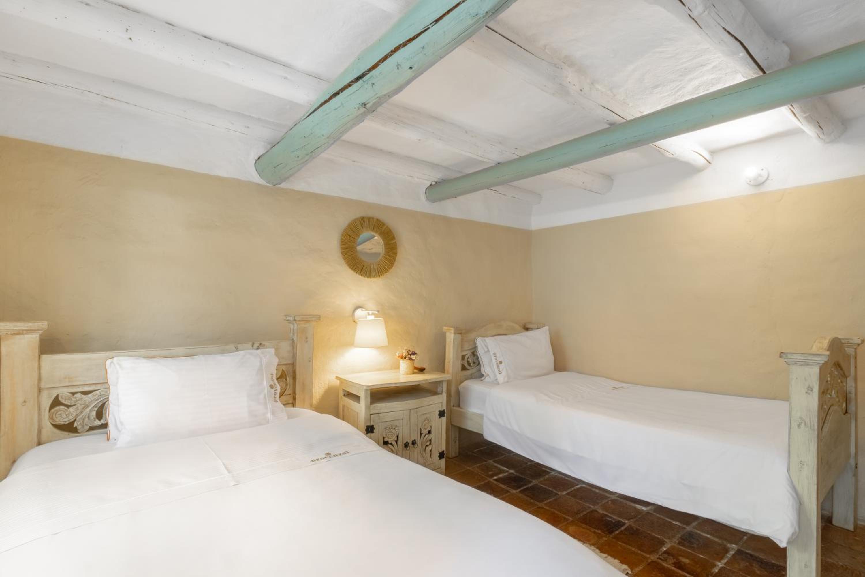 Small Twin Room photo 1