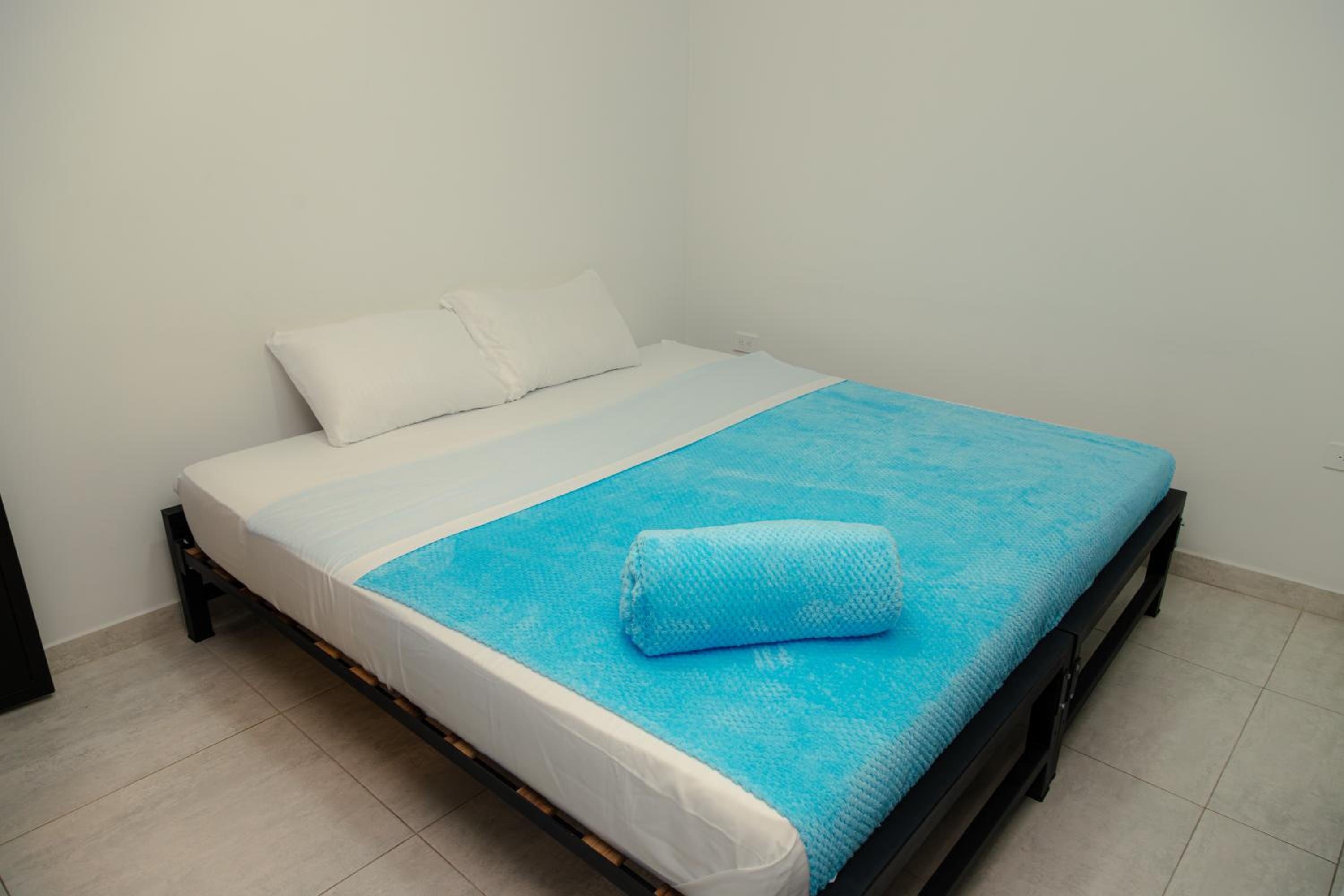 Double Or Twin Room With Private Bathroom photo 2