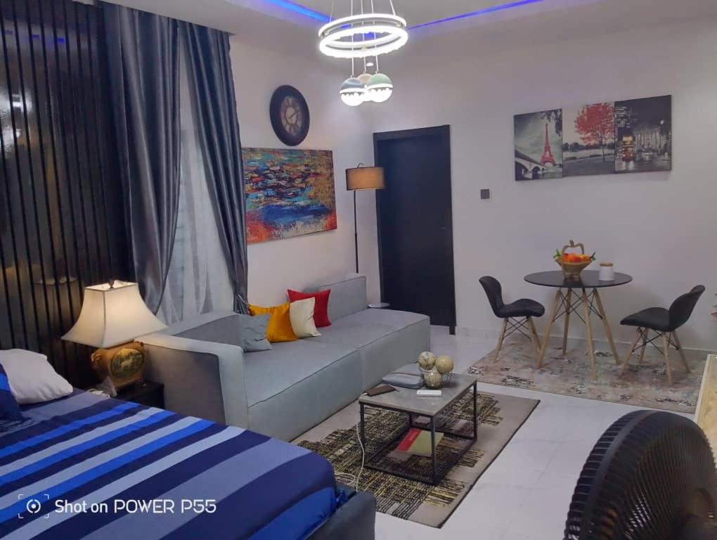 Deluxe One-Bedroom Apartment with Ocean View photo 3