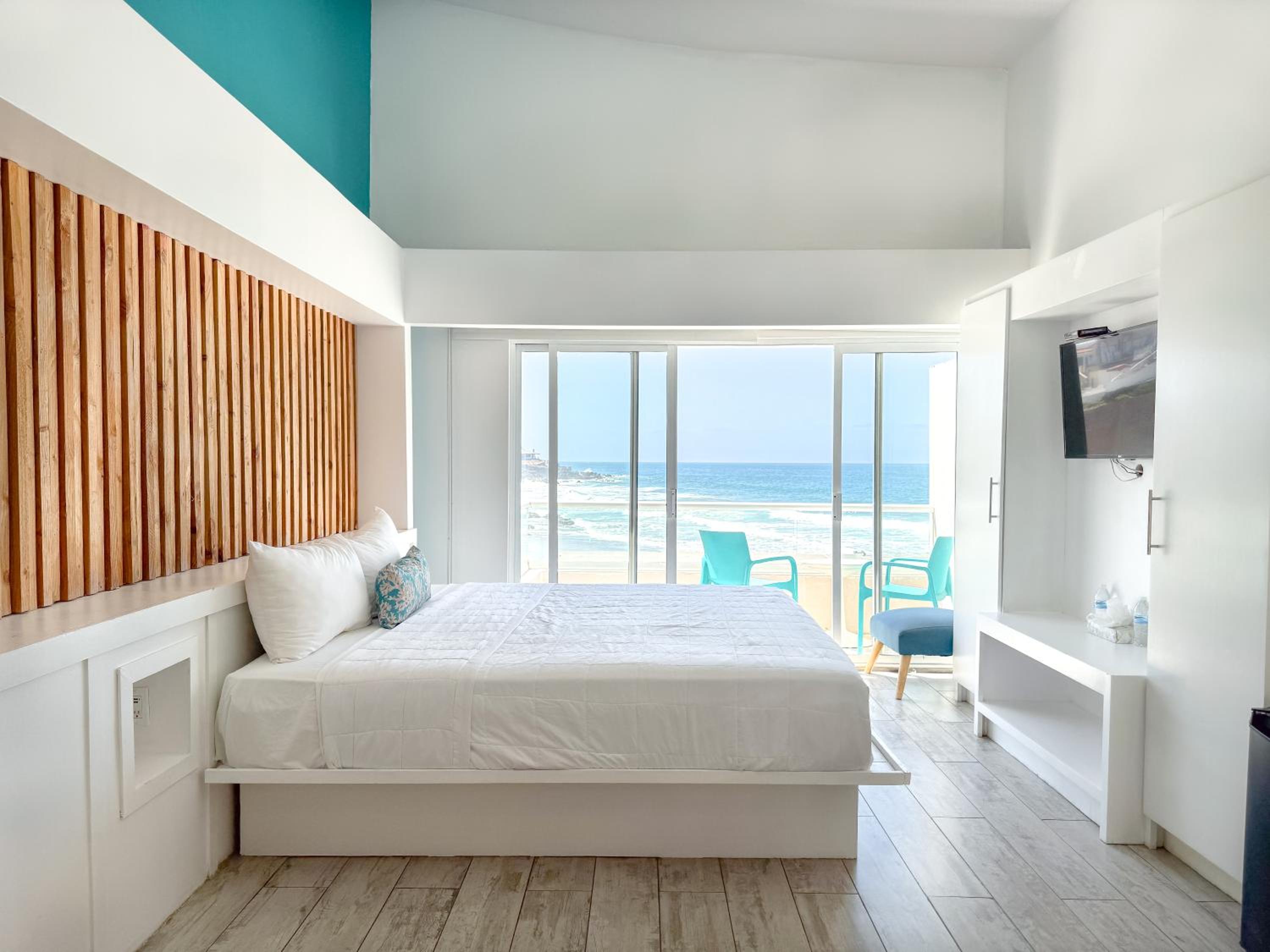 Deluxe Single Room with Sea View