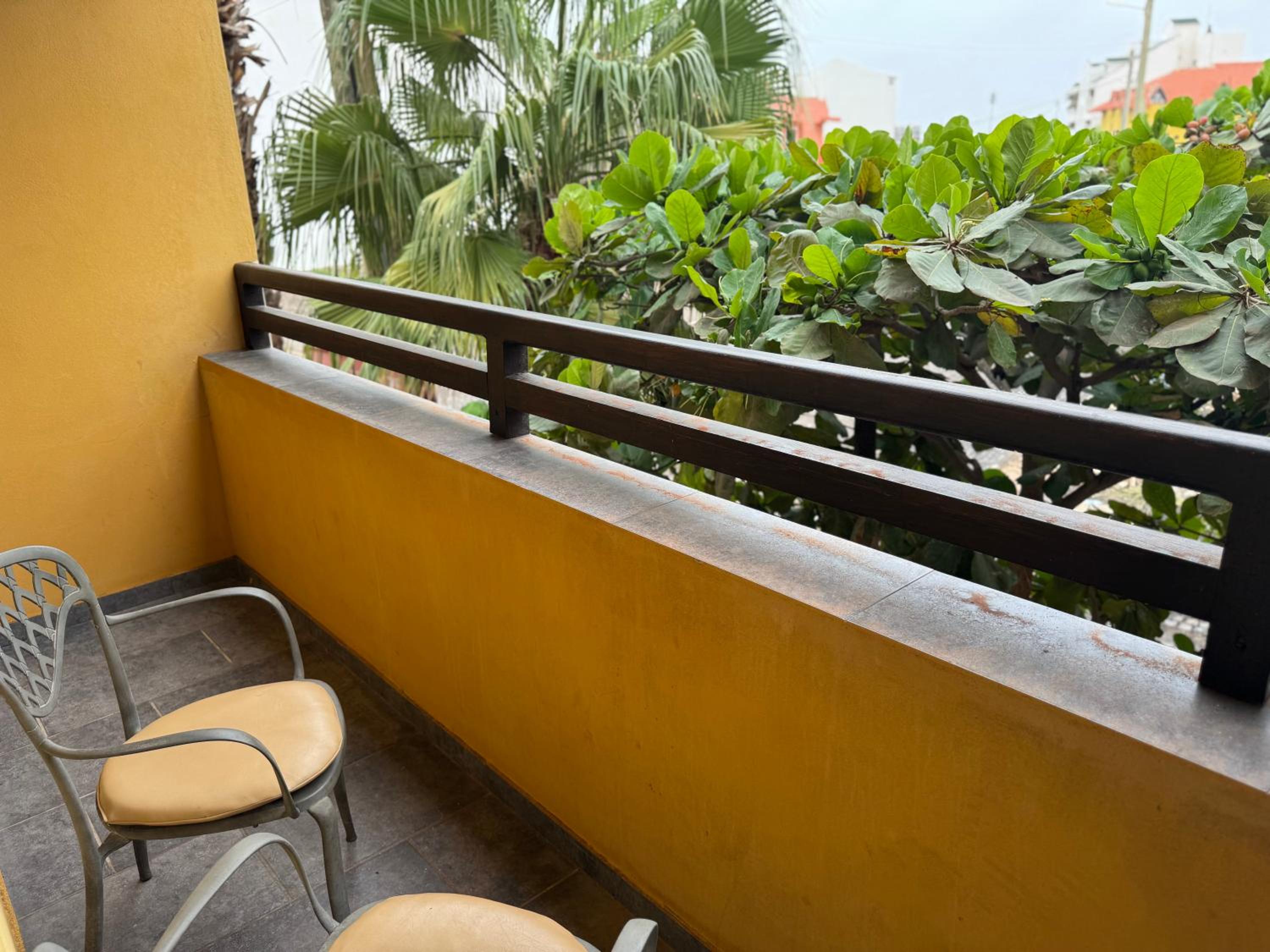 Twin Room with Balcony photo 2