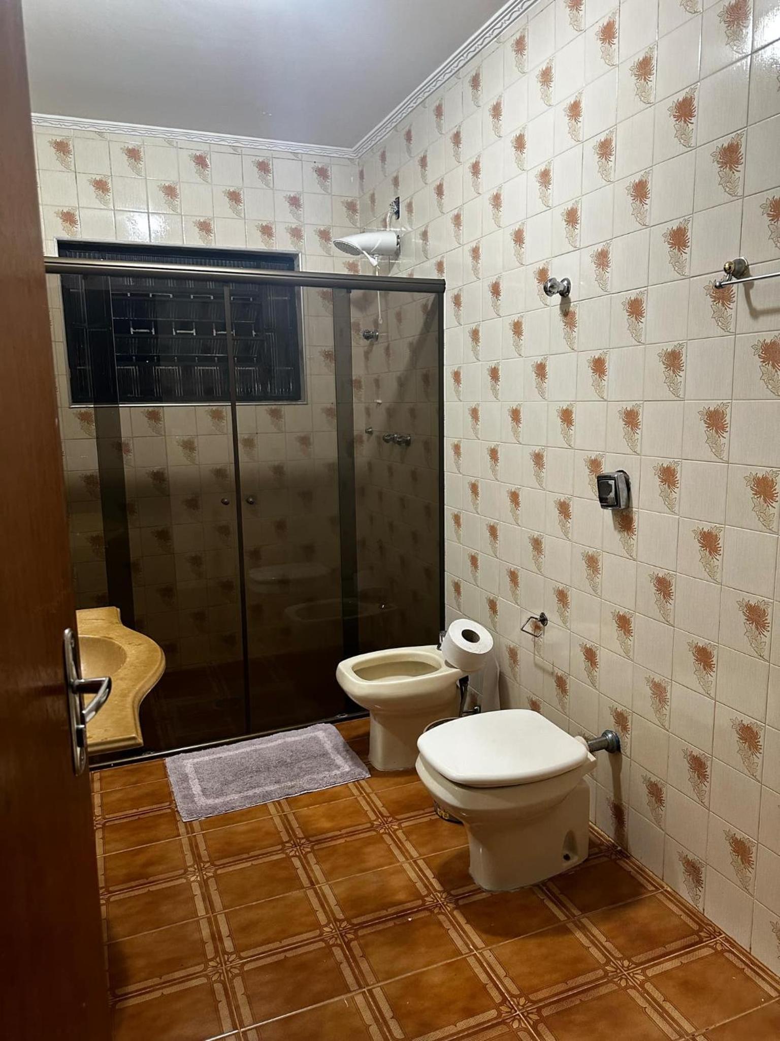 Three-Bedroom House photo 3