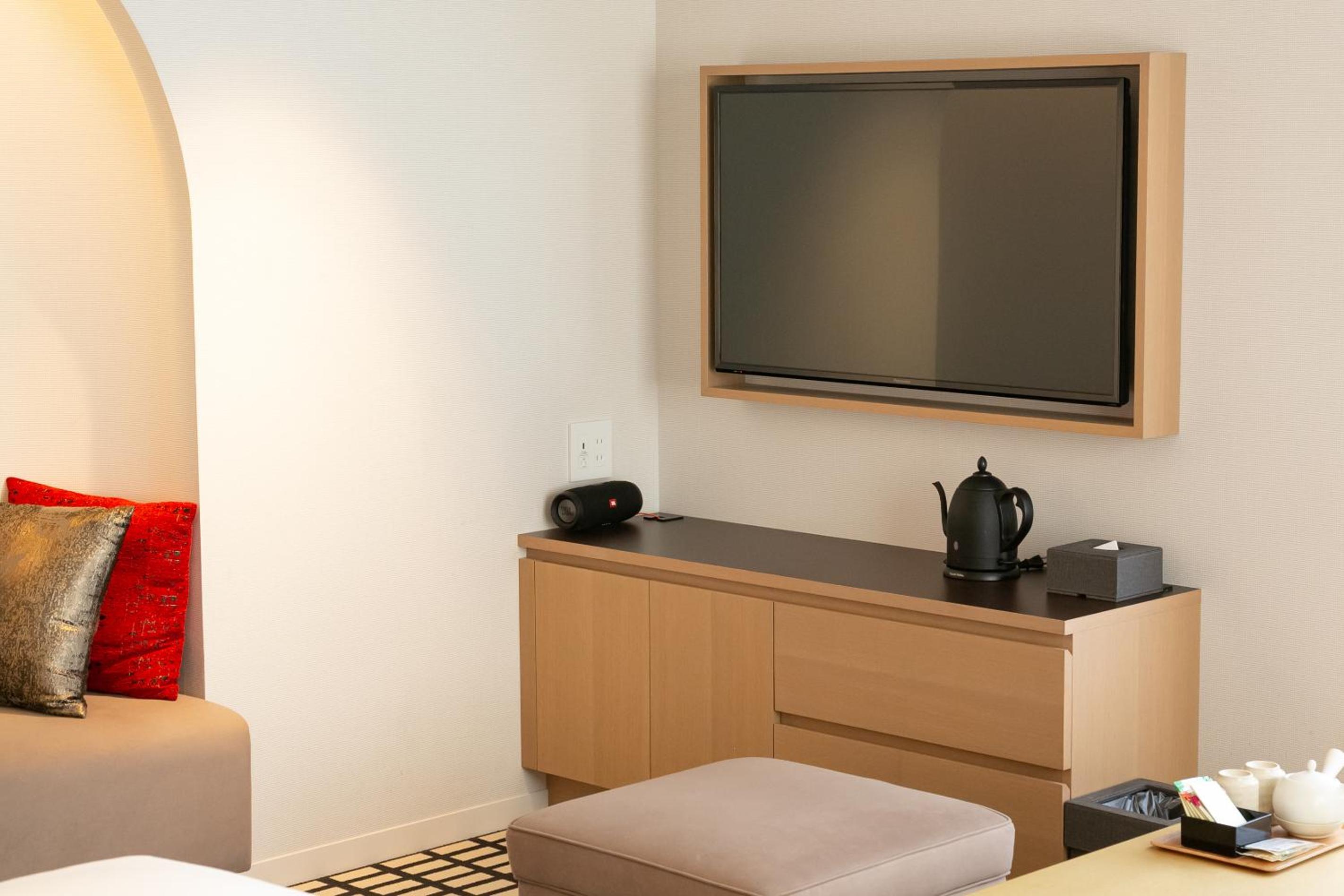 Deluxe Twin Room - Photo 8