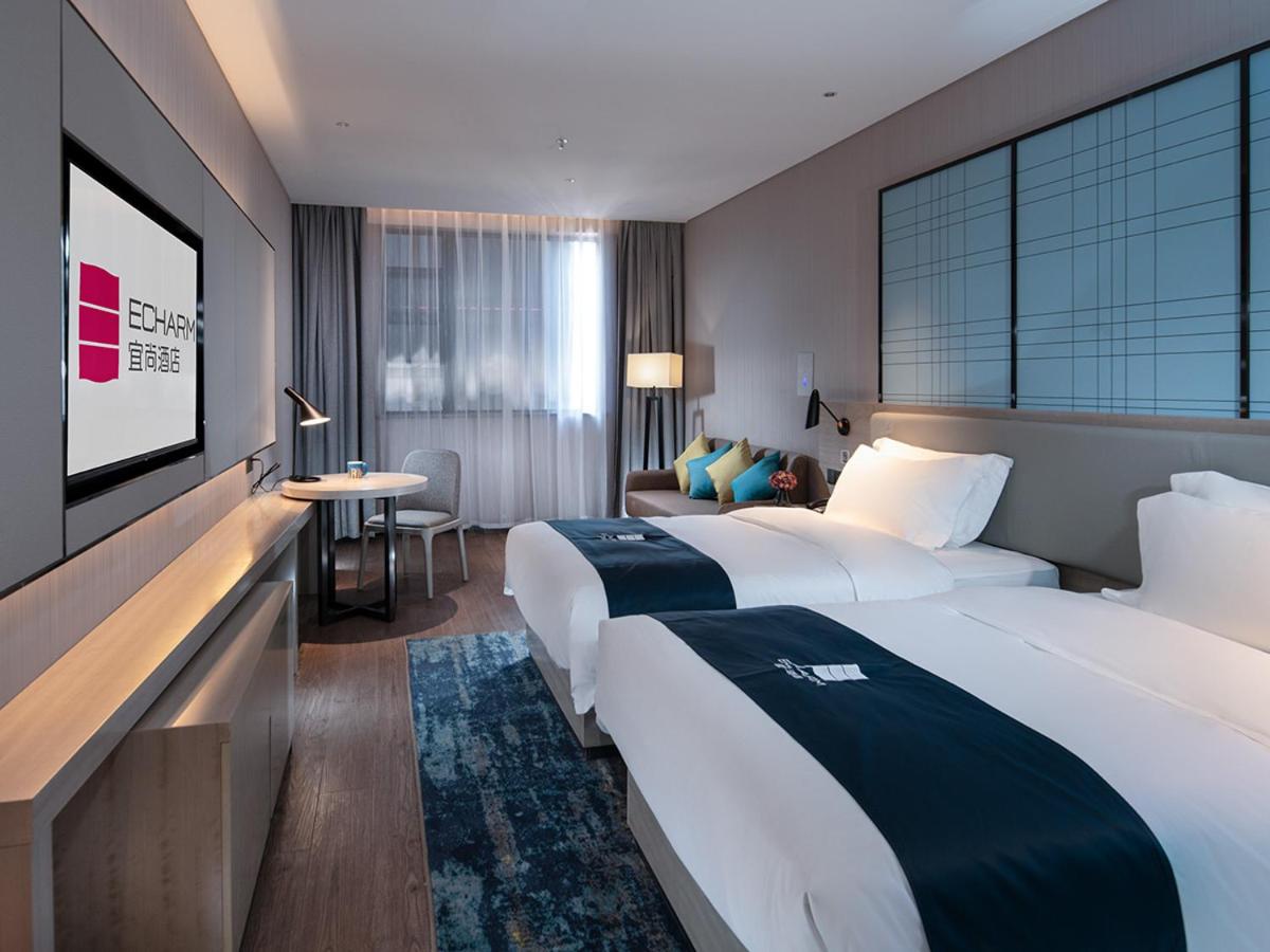 Deluxe Twin Room photo 2