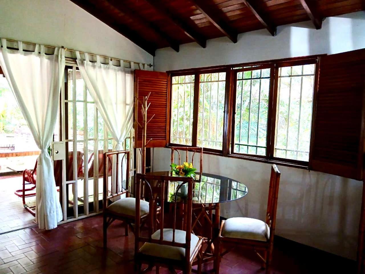 Four-Bedroom House photo 2