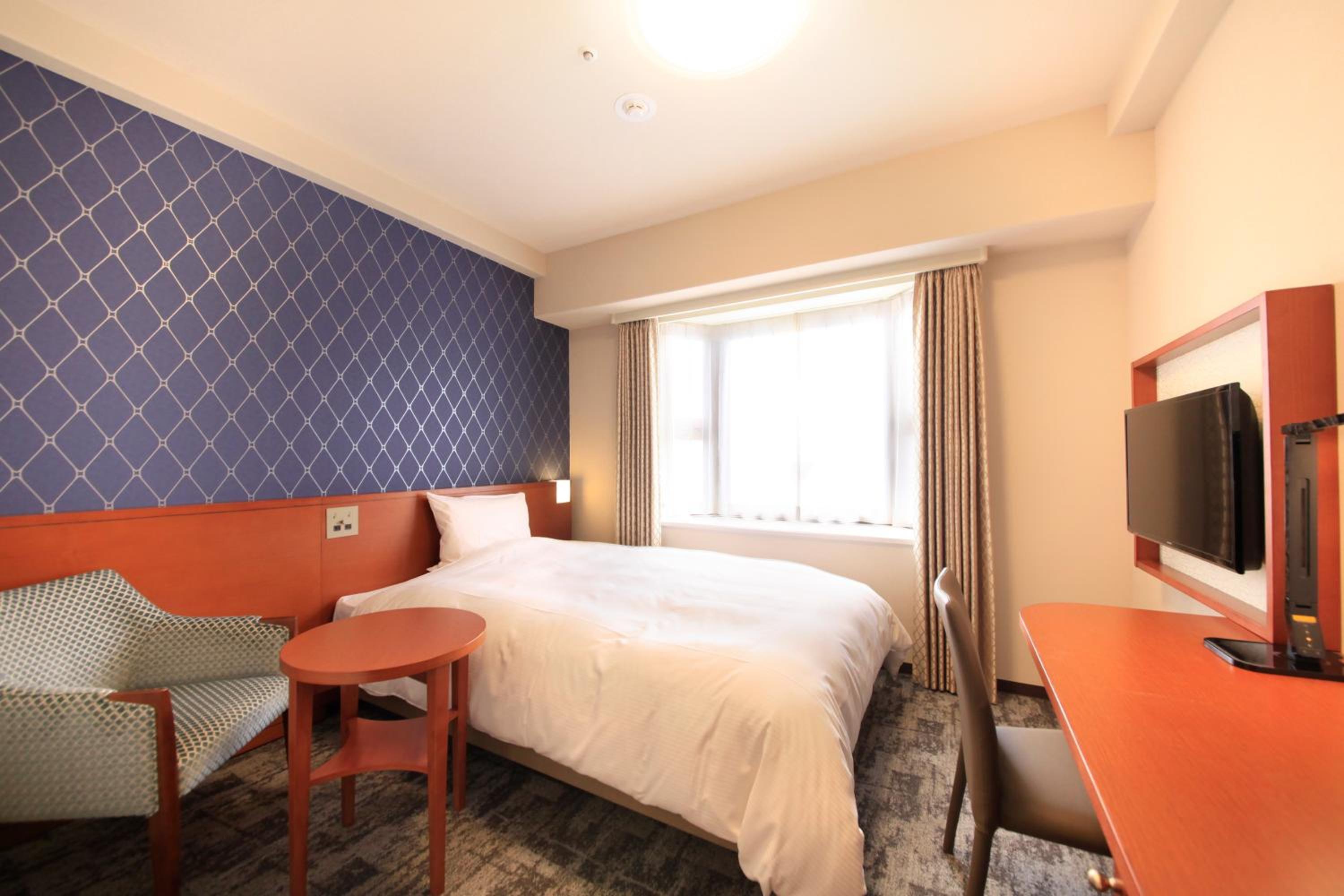 Comfort Double Room - Non-Smoking thumbnail 5