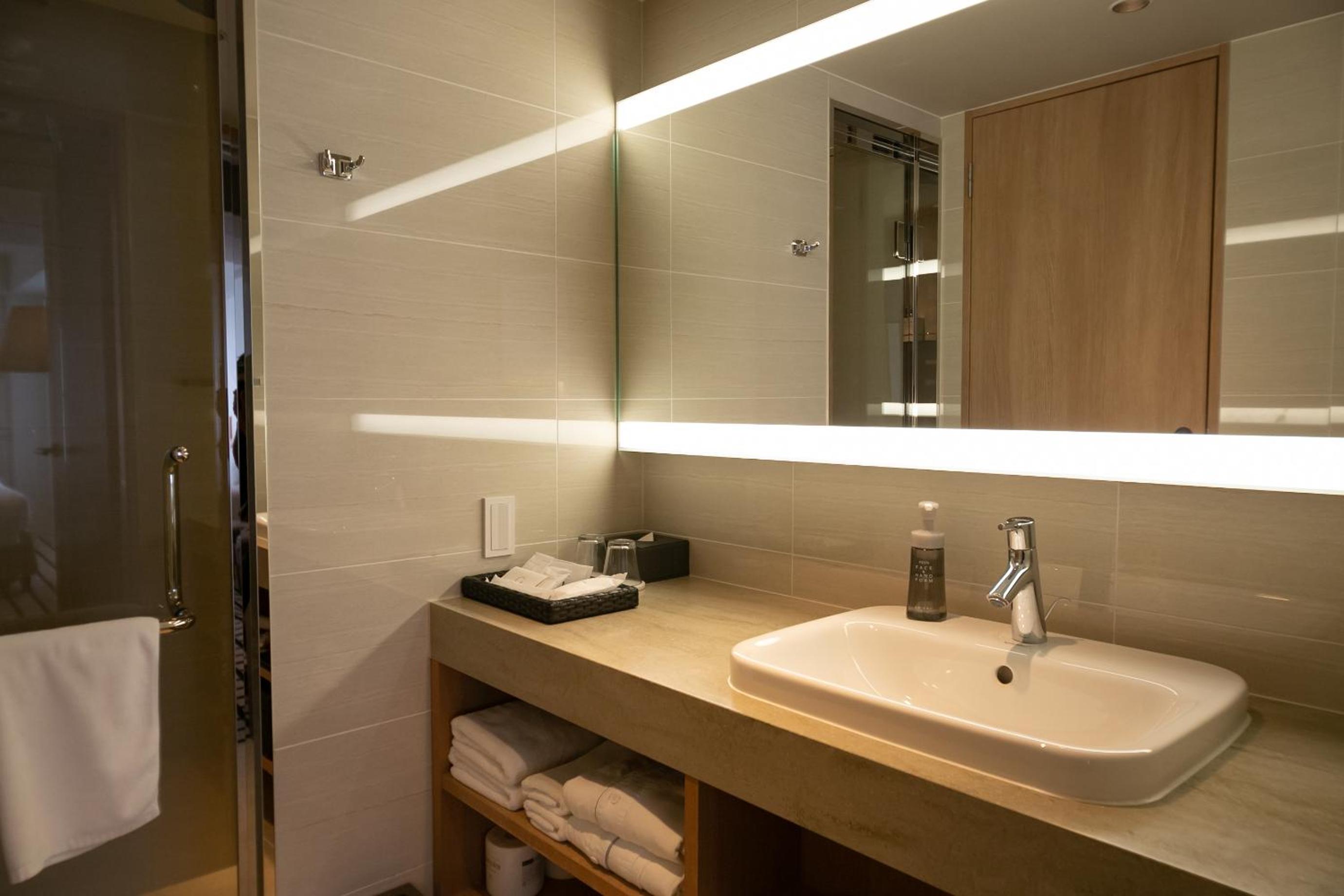 Superior Twin Room - Photo 2