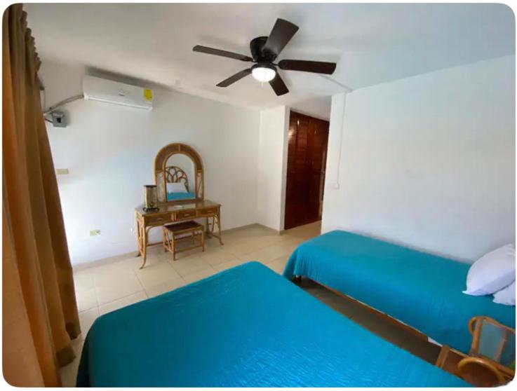 Four-Bedroom House - Photo 28