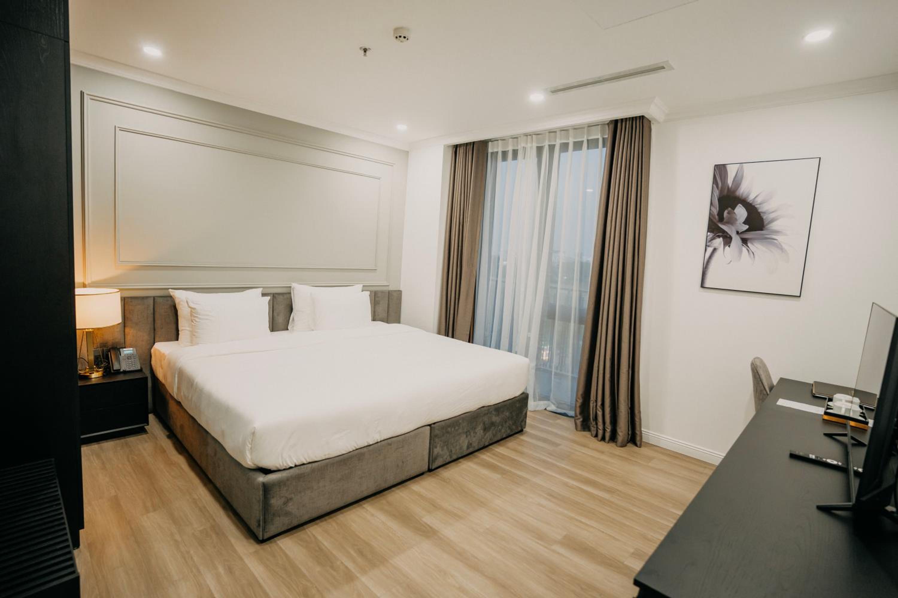Deluxe Double Room - Photo 1