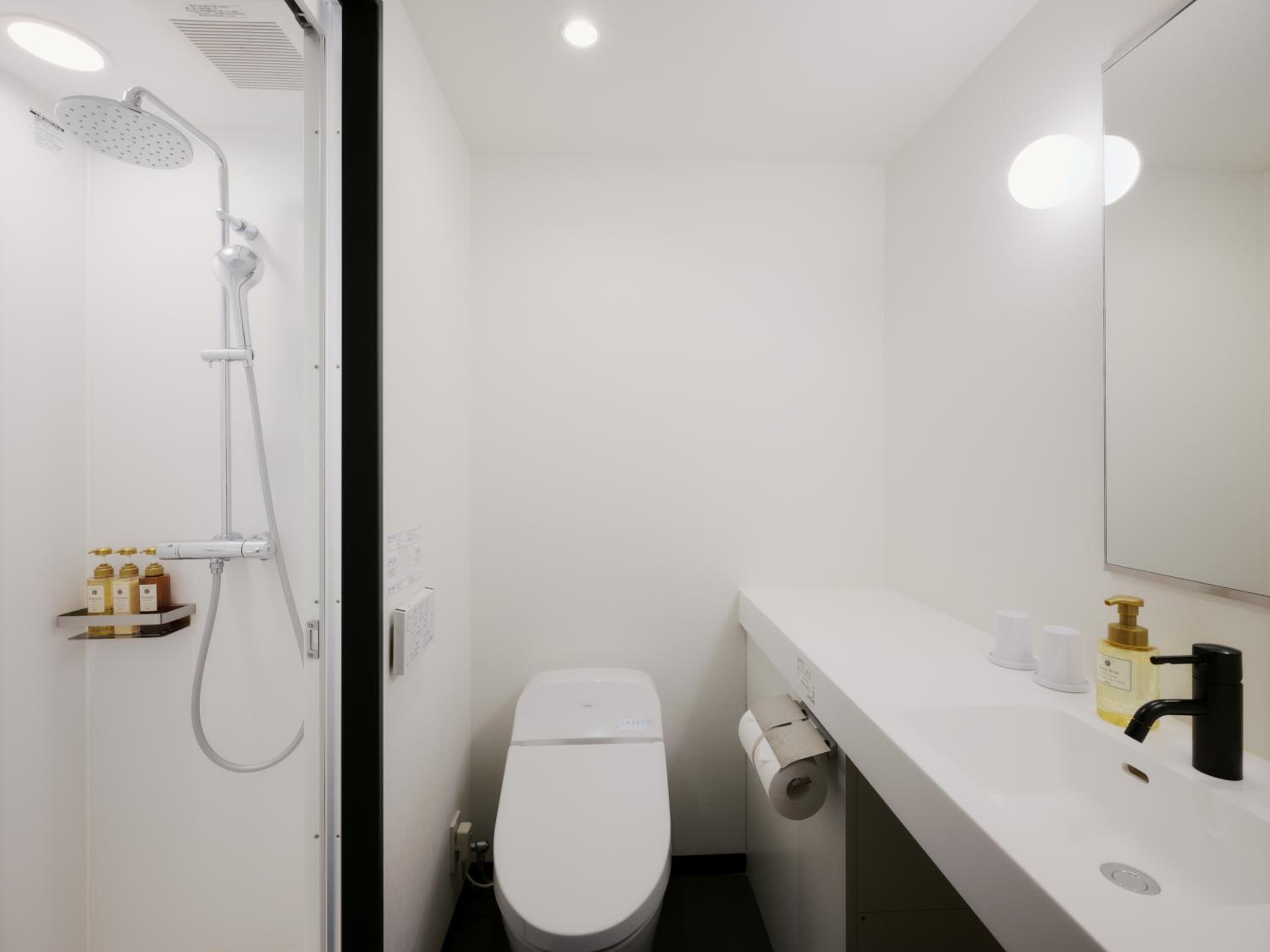 hotel MONday Premium TOYOSU bathroom photo