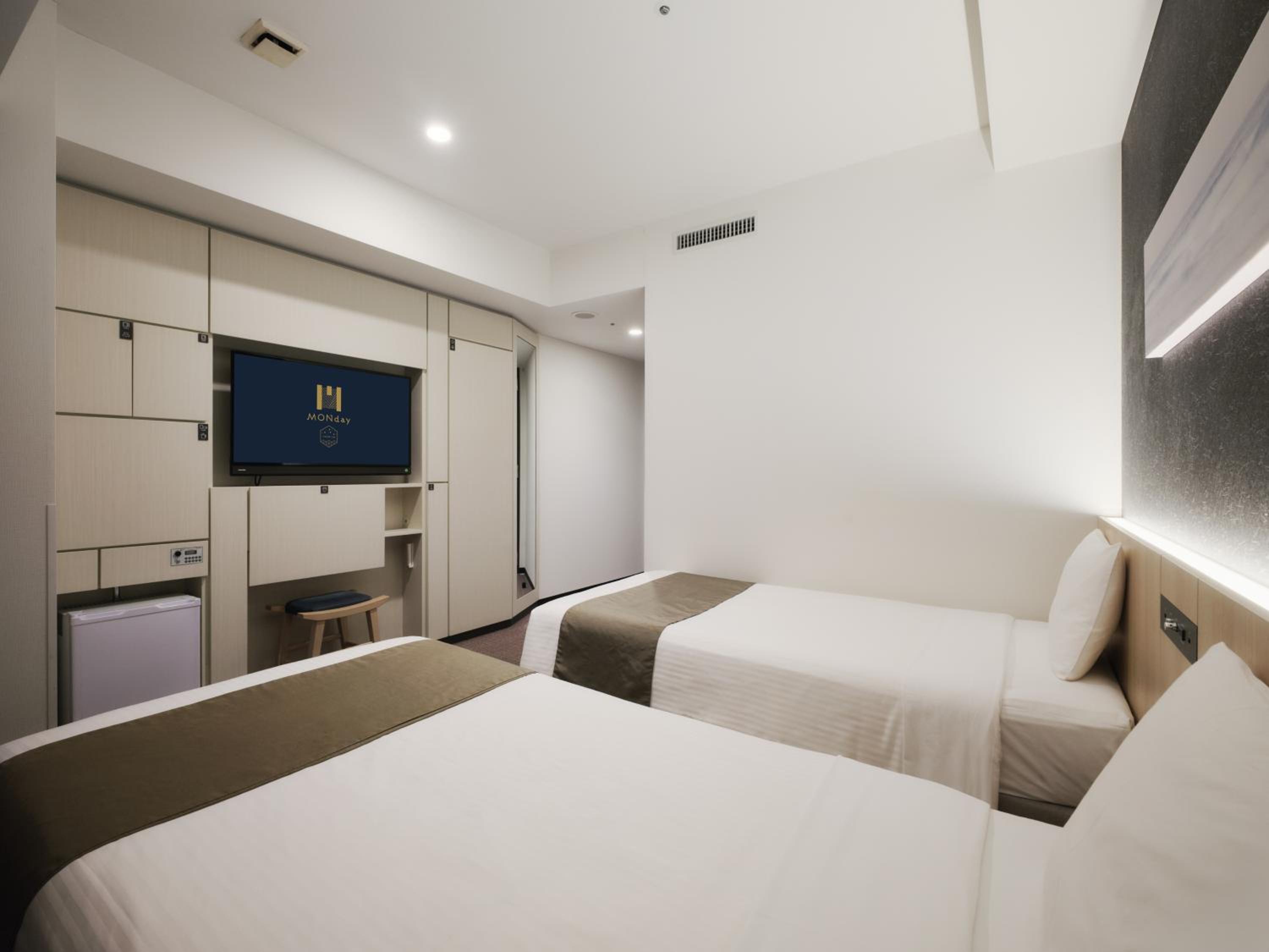 Deluxe Twin Room photo 2