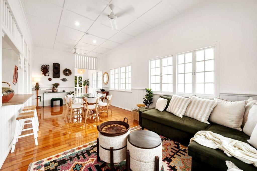 Three-Bedroom House photo 1