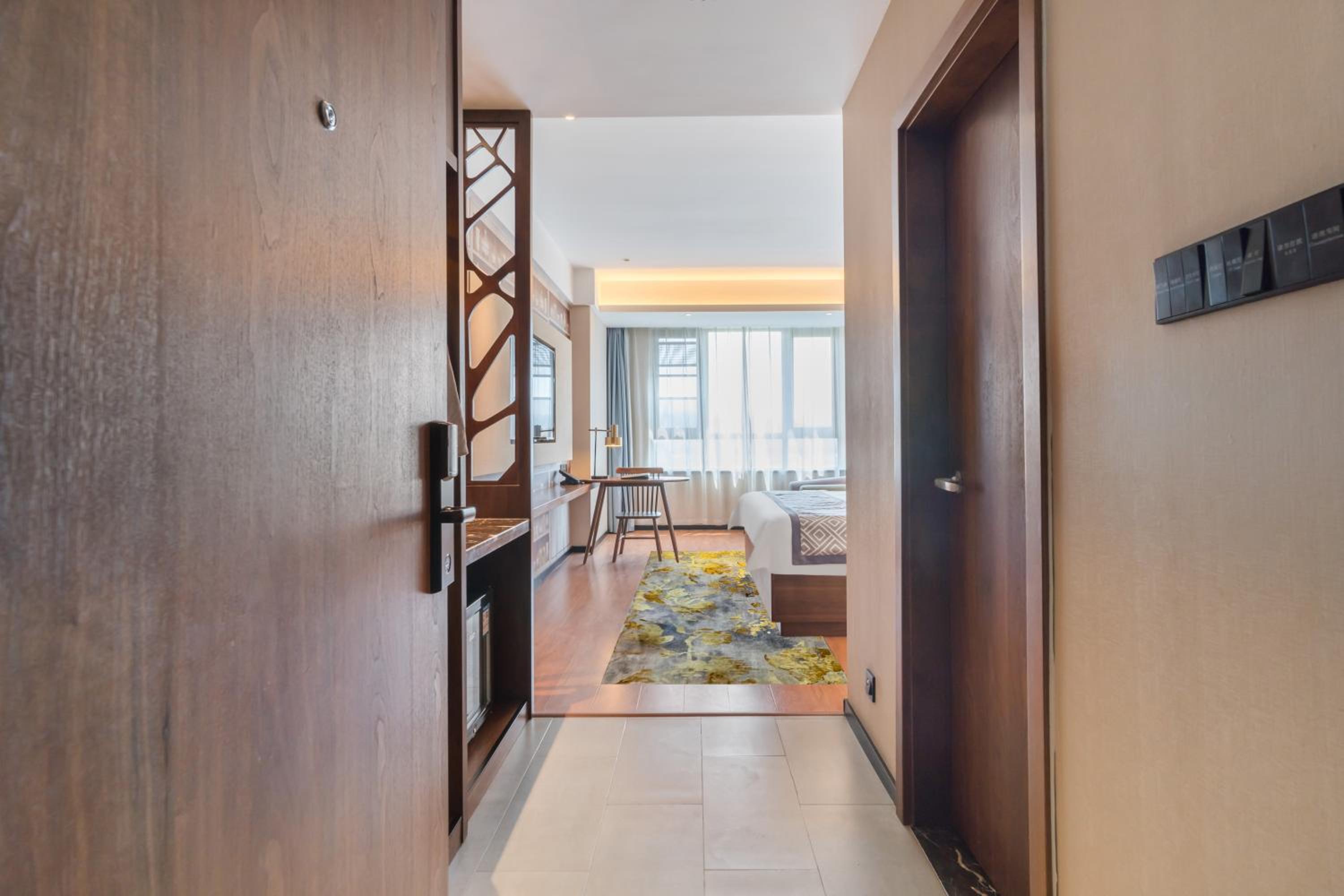 Superior Queen Room