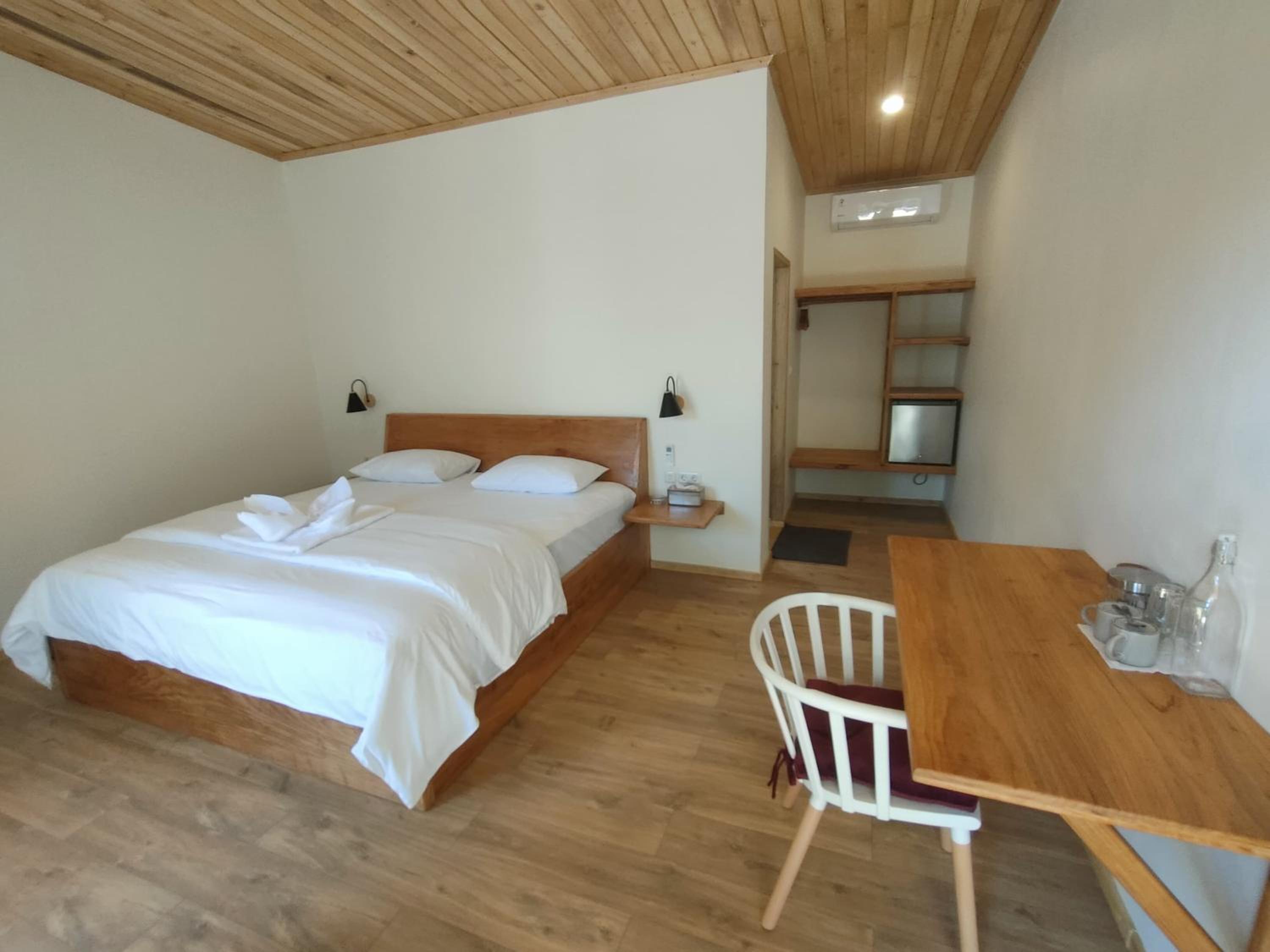 Standard Double Room - Photo 1