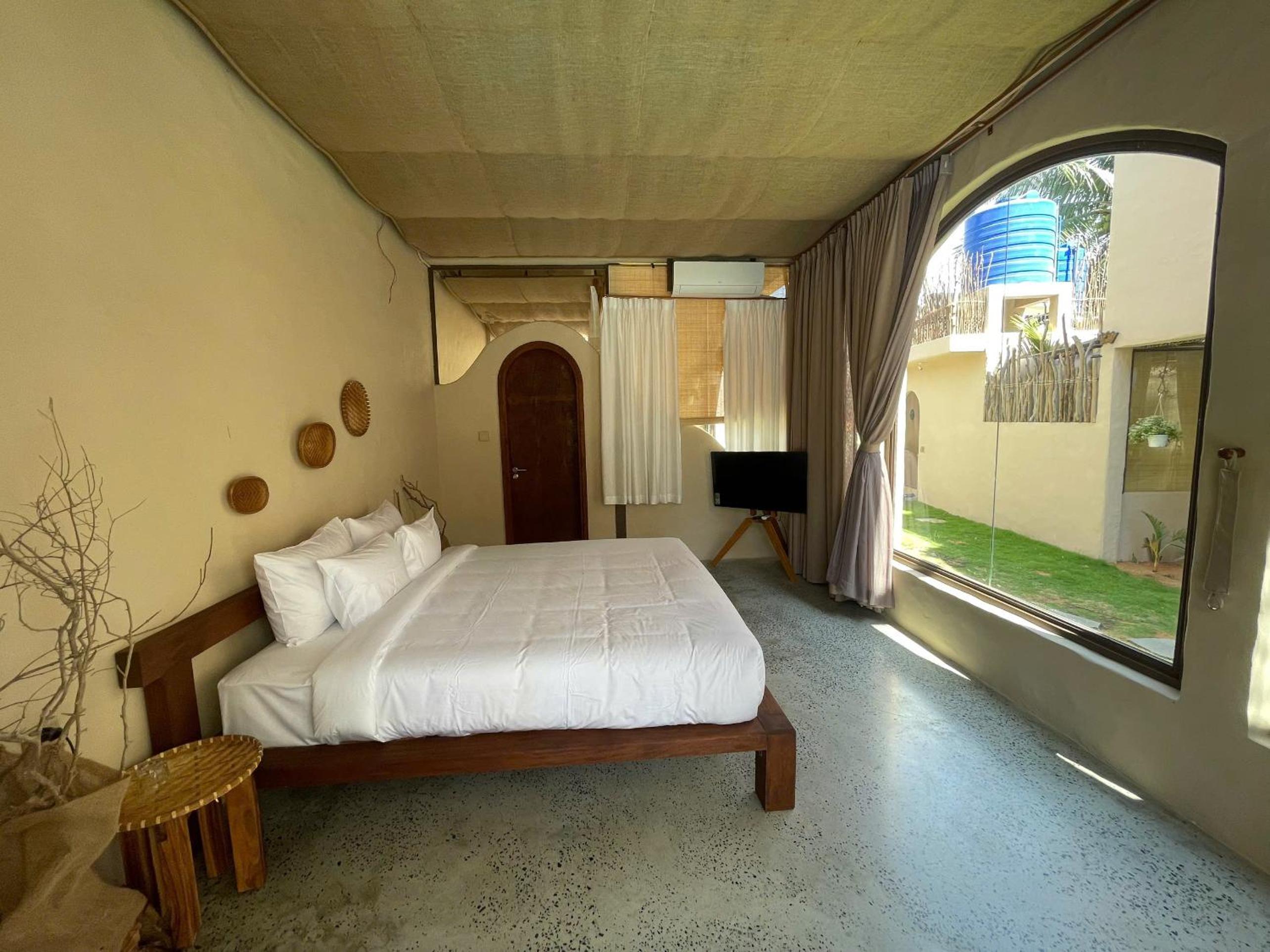 Deluxe Double Room with Bath